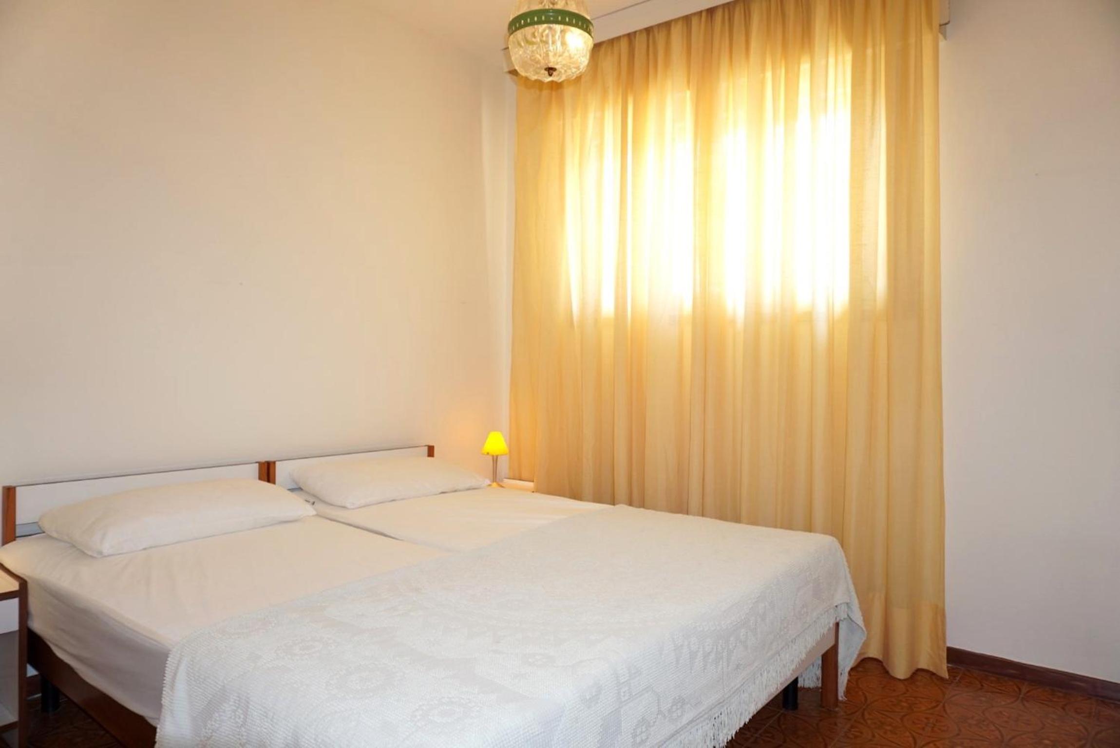Villa photo 2