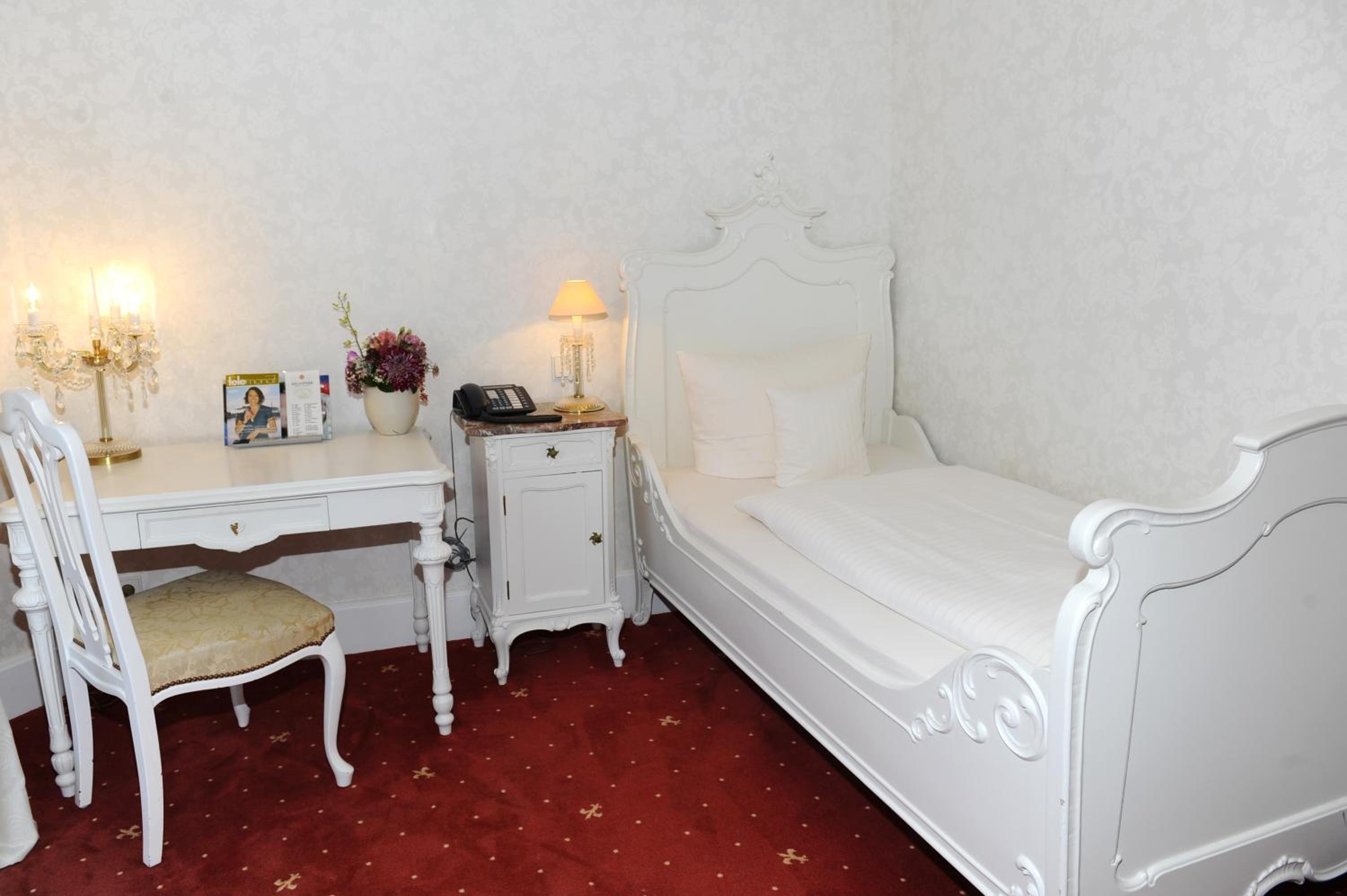 Superior Single Room photo 3