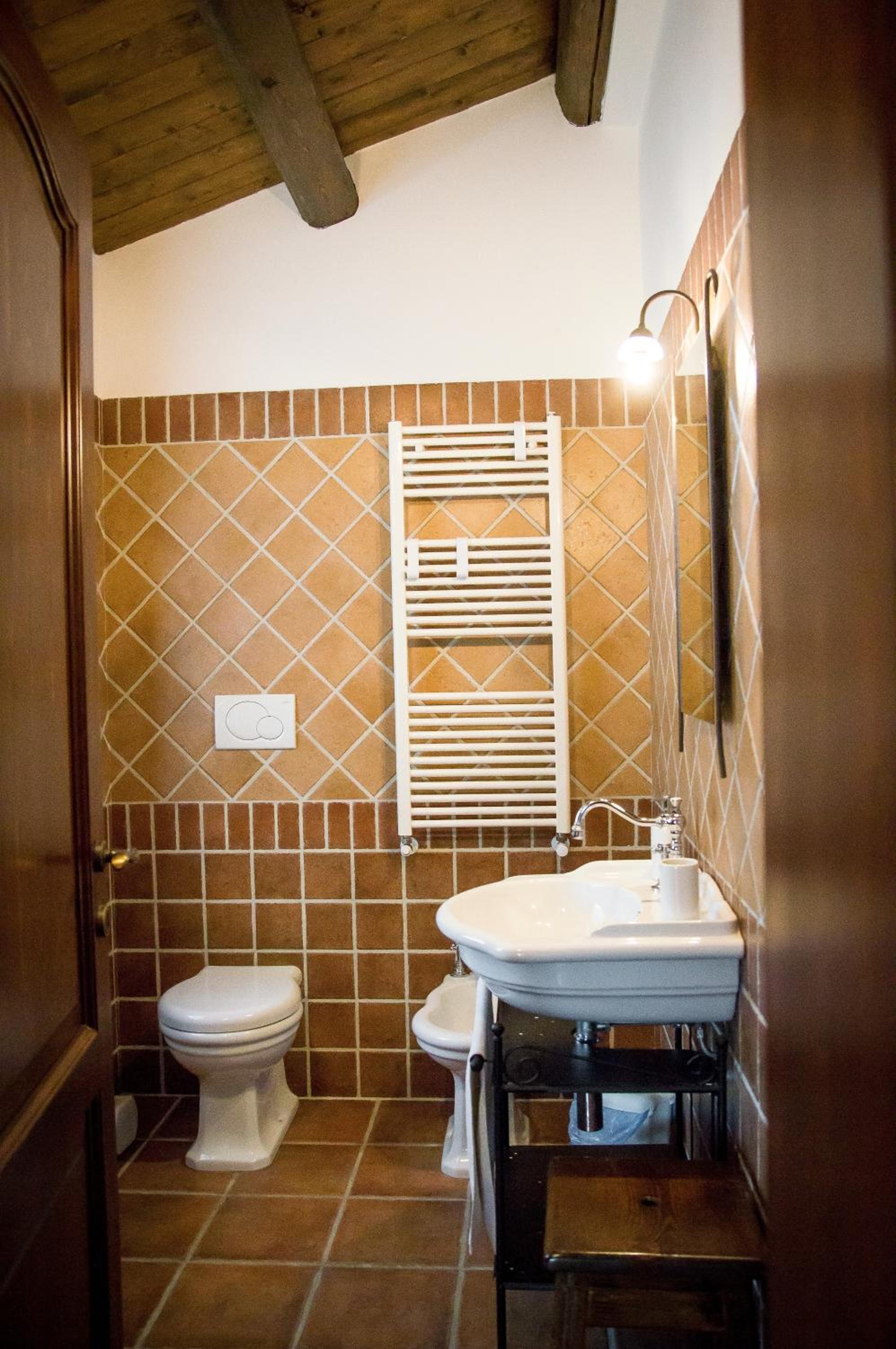 Triple Room - Photo 9