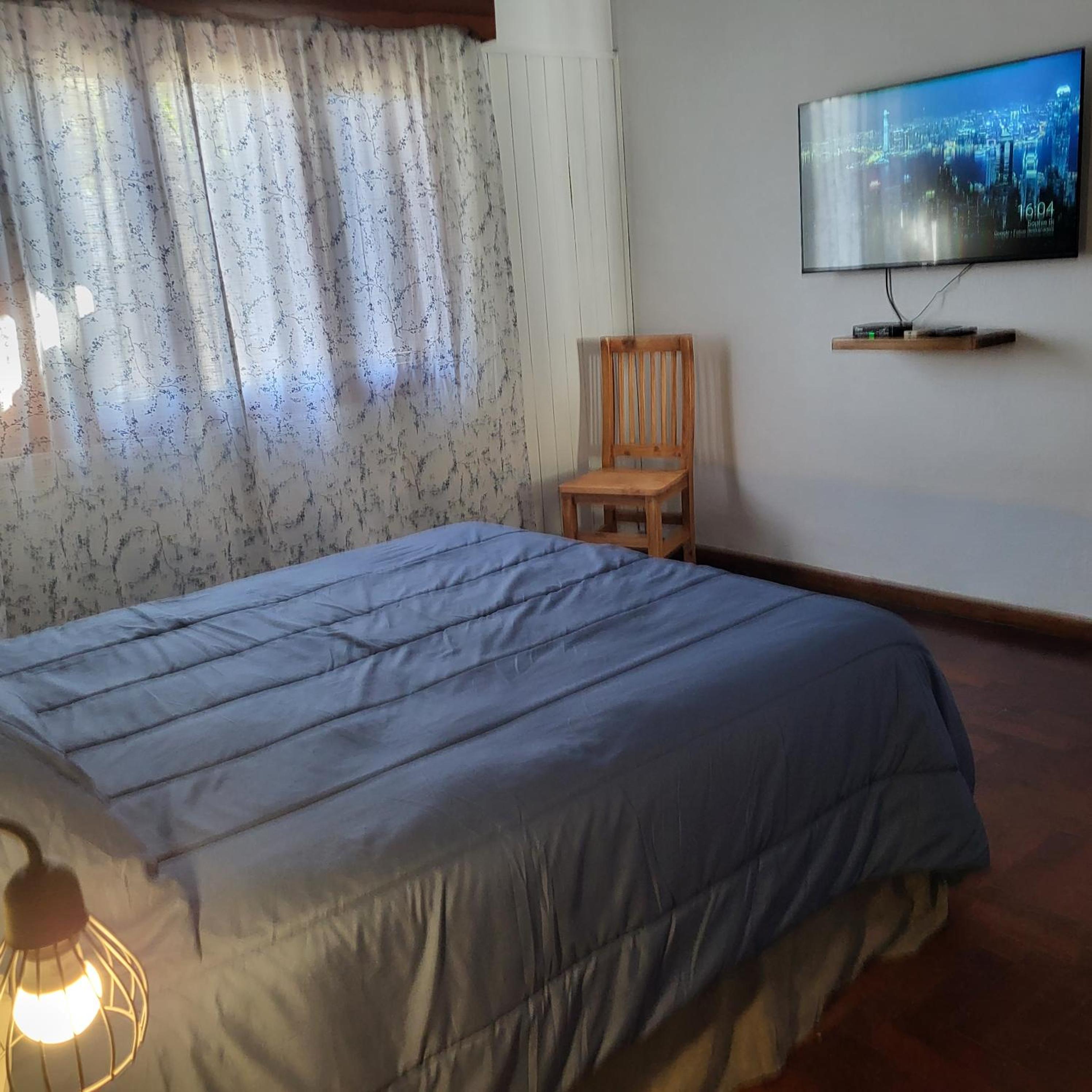 Four-Bedroom House photo 1
