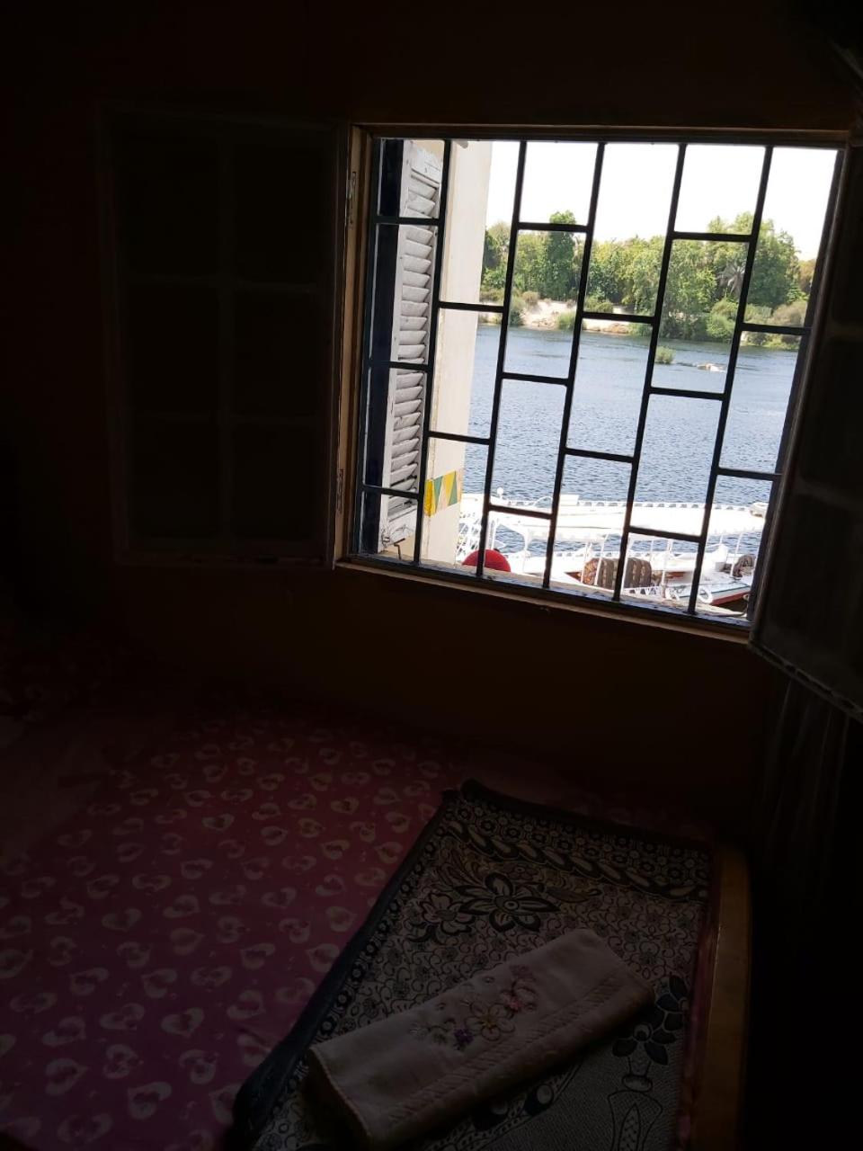 Twin Room - Photo 5