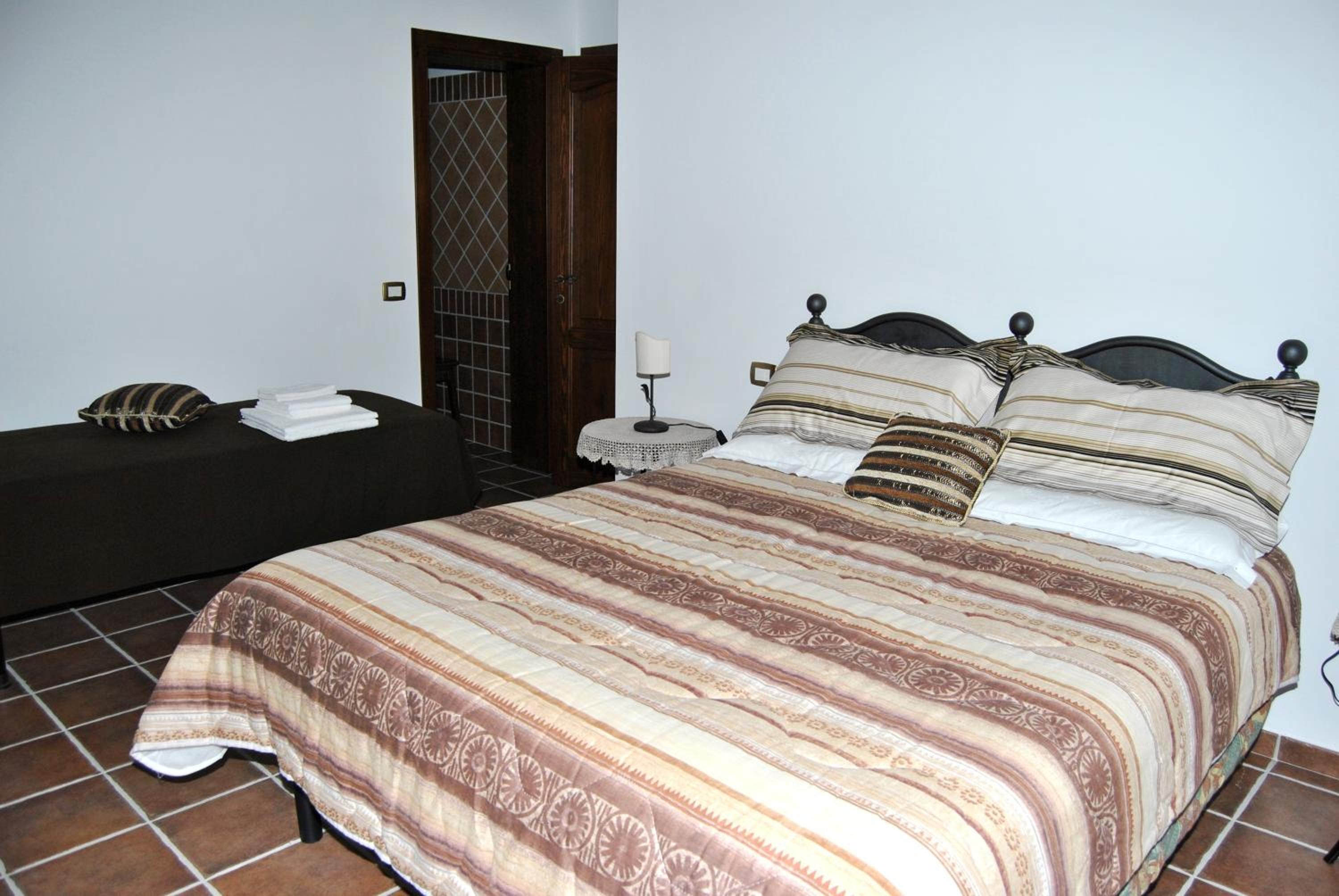 Triple Room - Photo 2