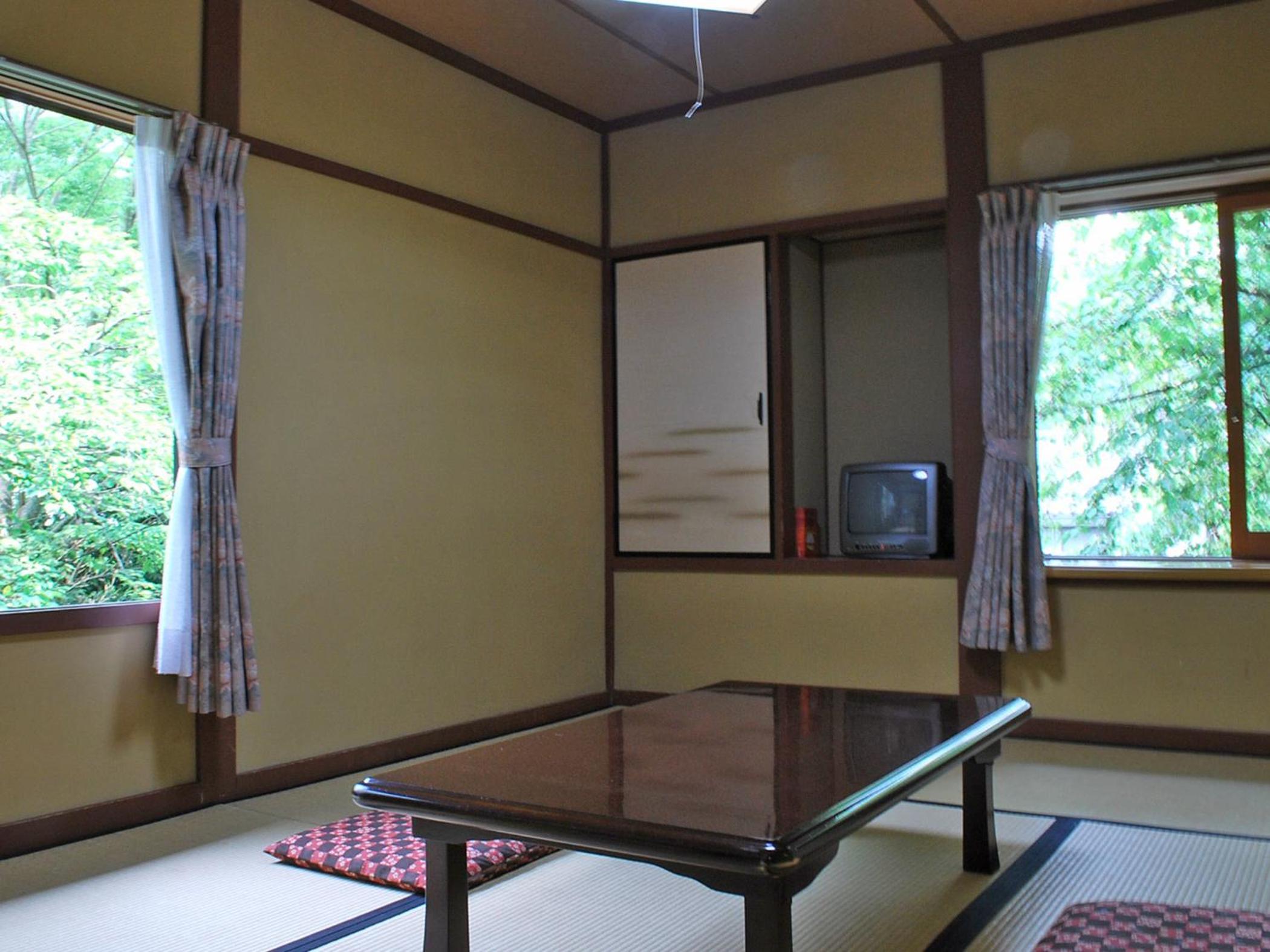 日式房间(共用浴室)