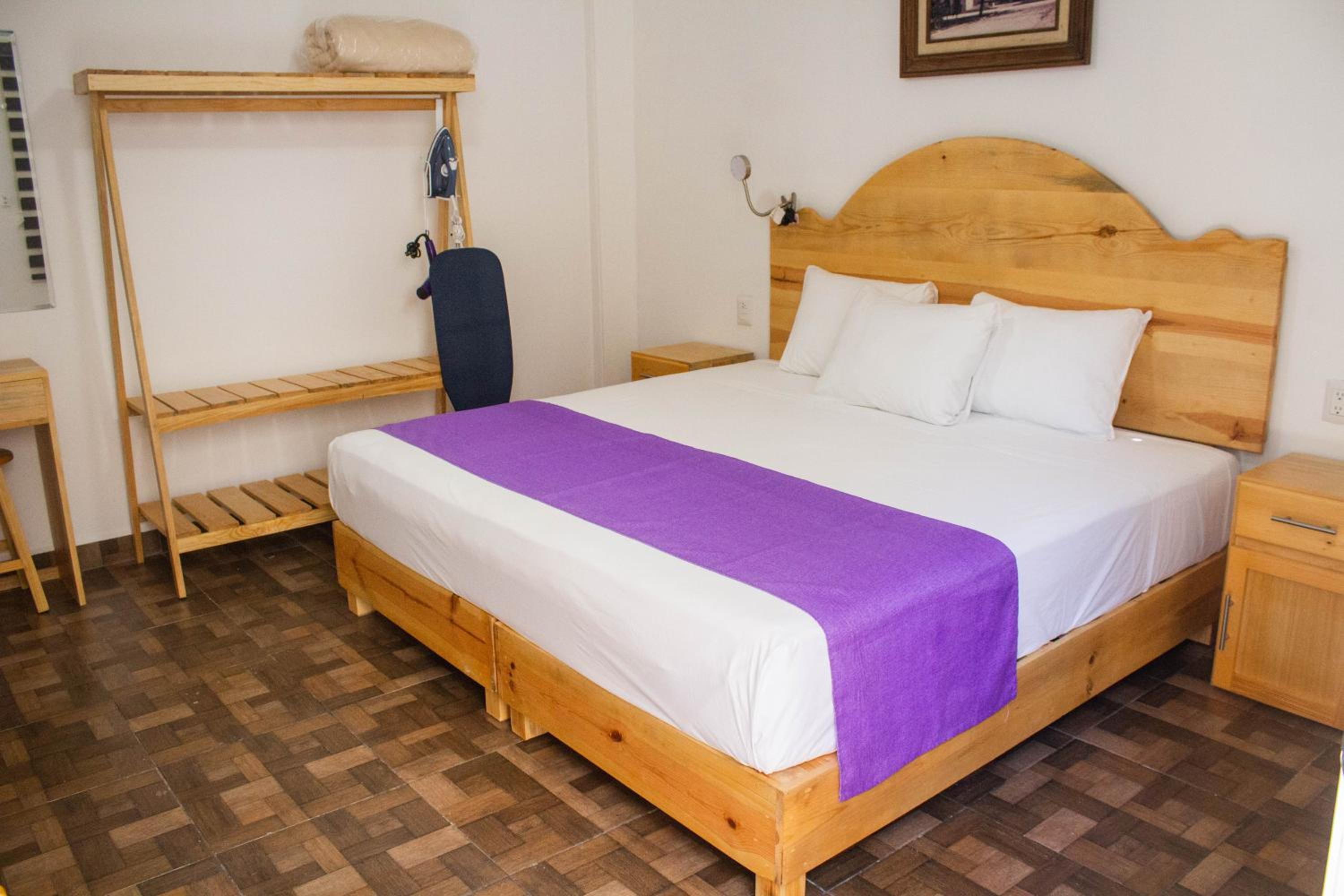 Standard Queen Zimmer