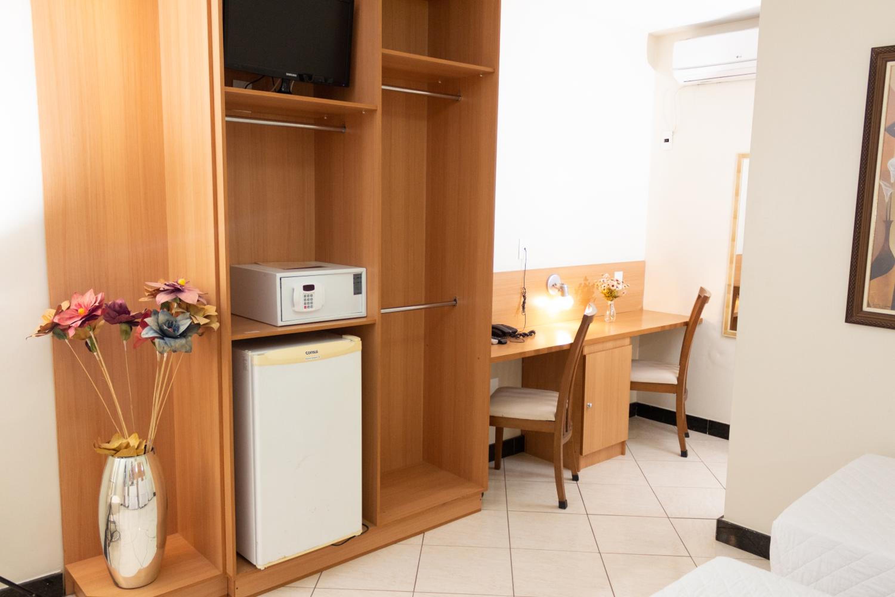 Deluxe Triple Room photo 2