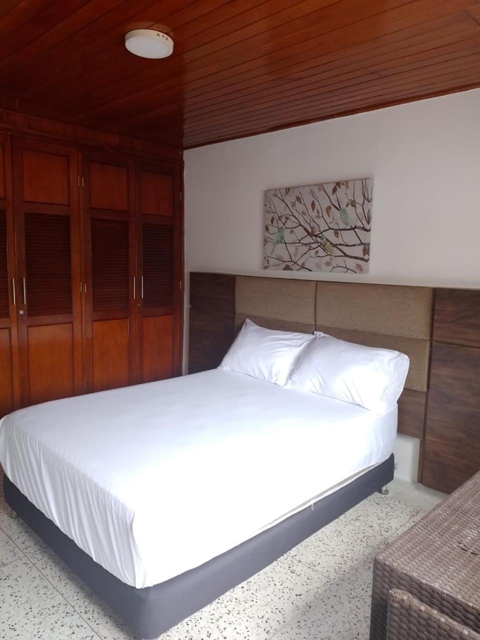Standard Double Room - Photo 15