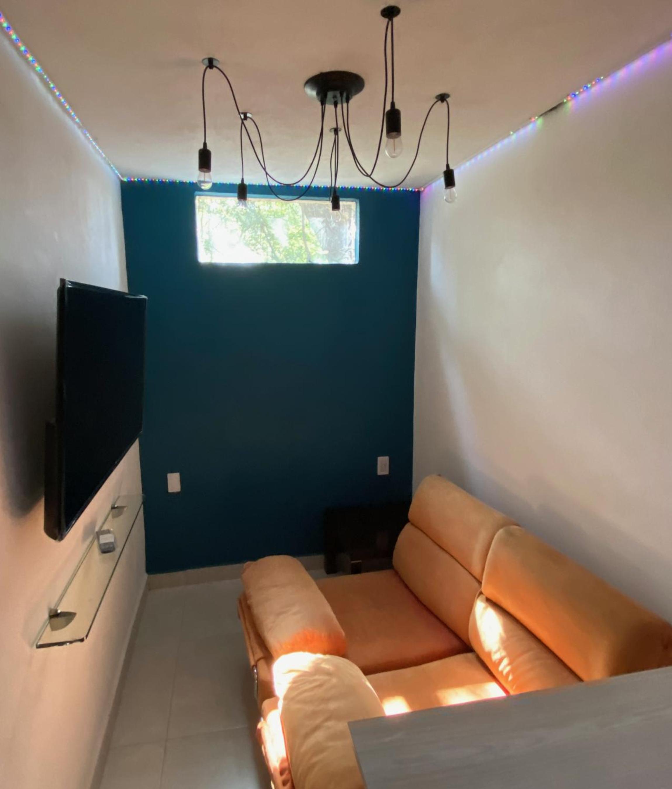 Studio Apartment - Photo 14
