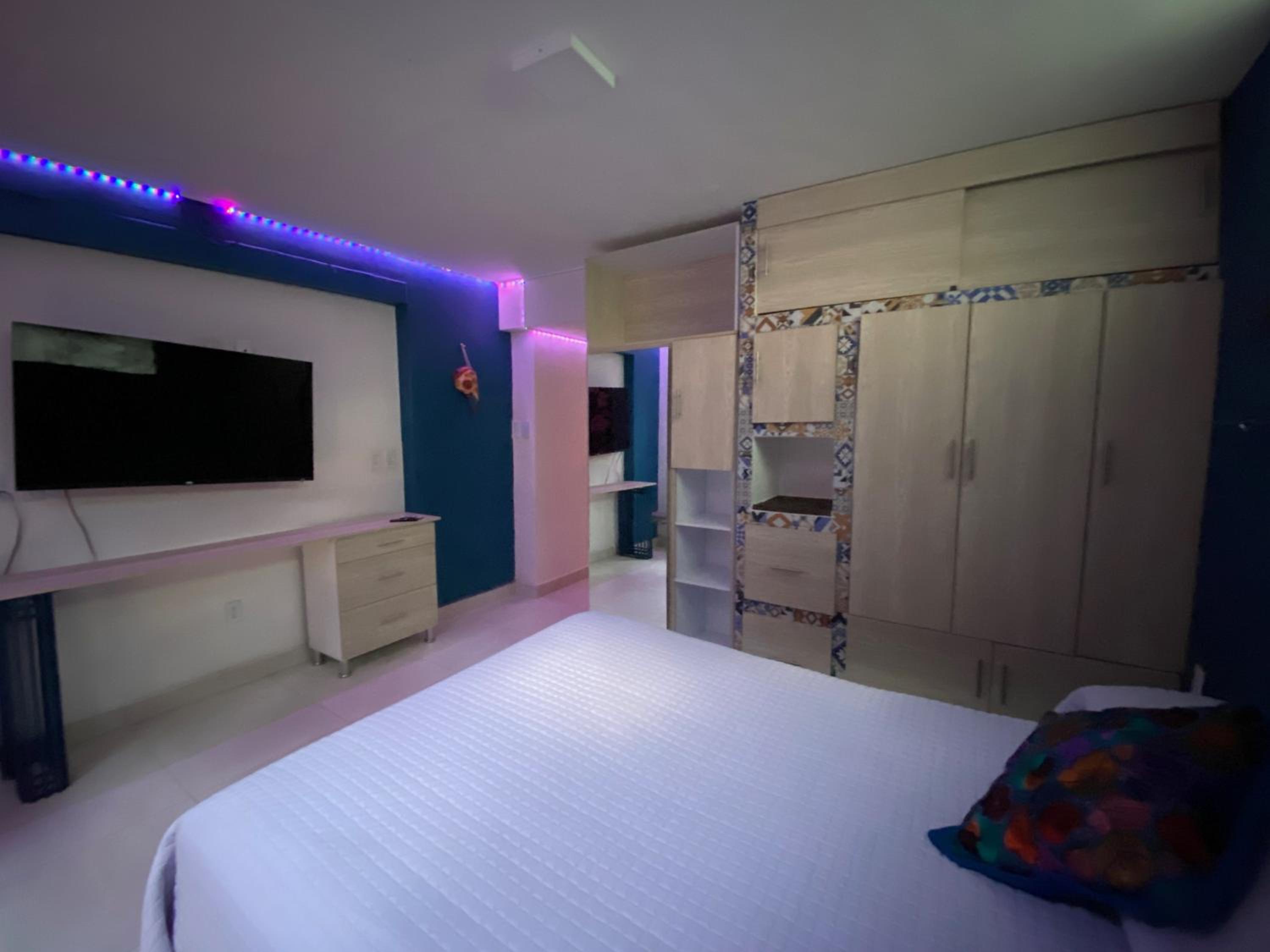 Studio Apartment - Photo 6