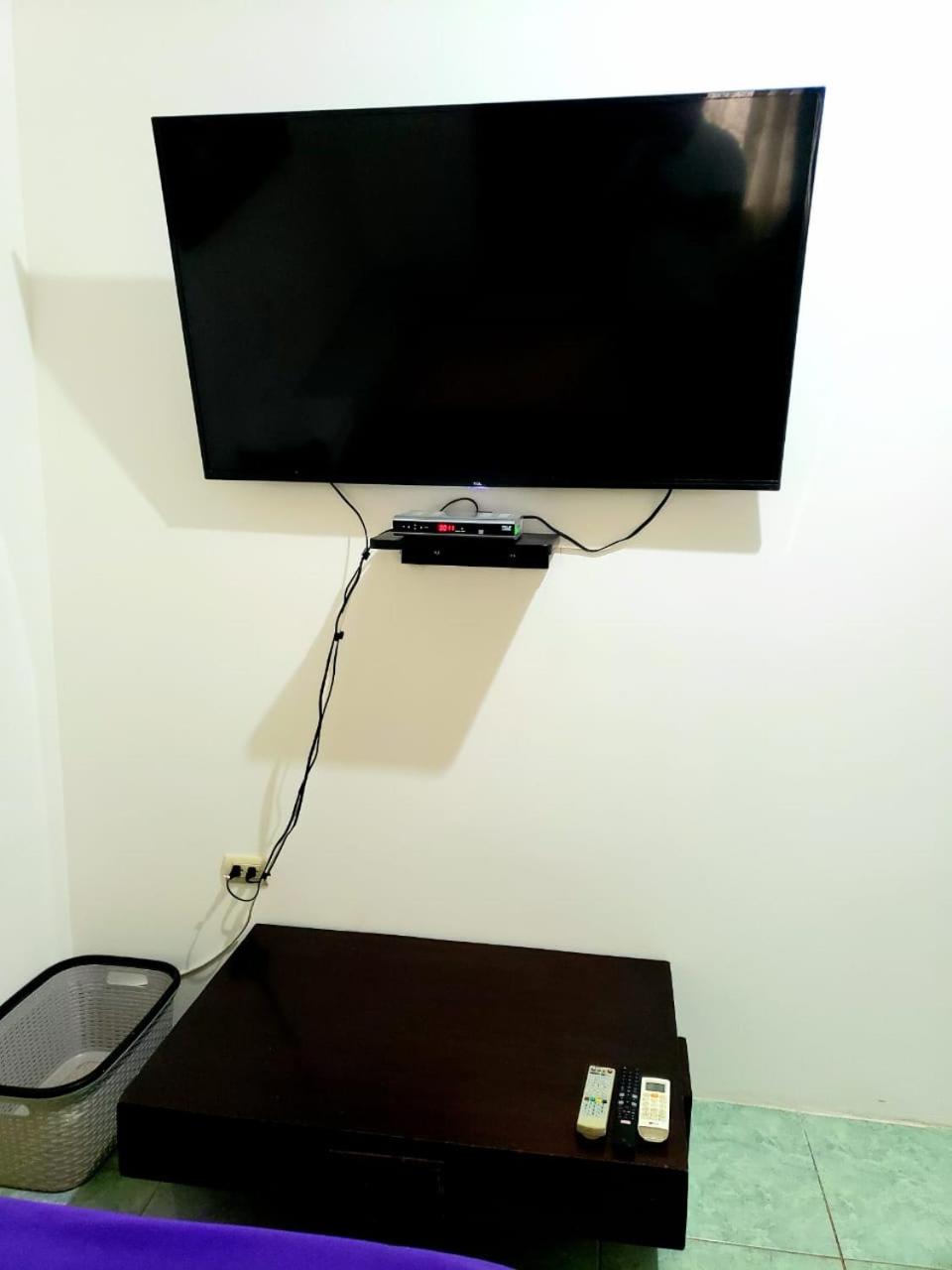 Twin Room With Private Bathroom photo 1