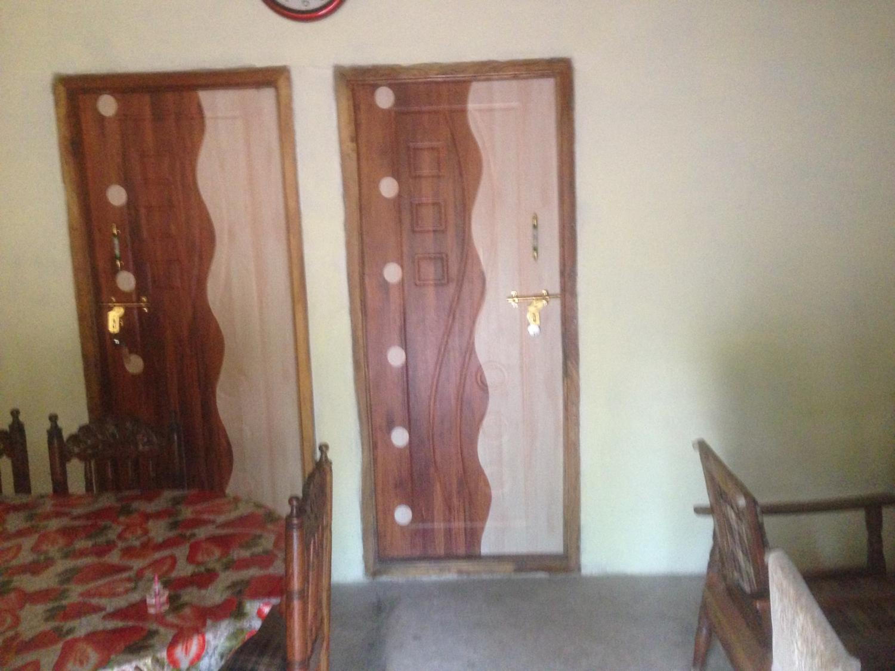 Four-Bedroom House - Photo 23