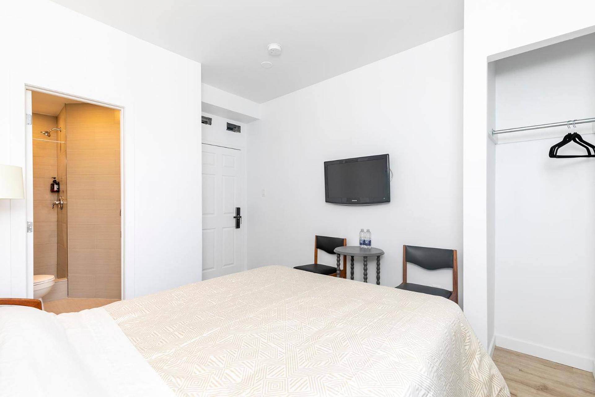 Double Room with Balcony photo 2