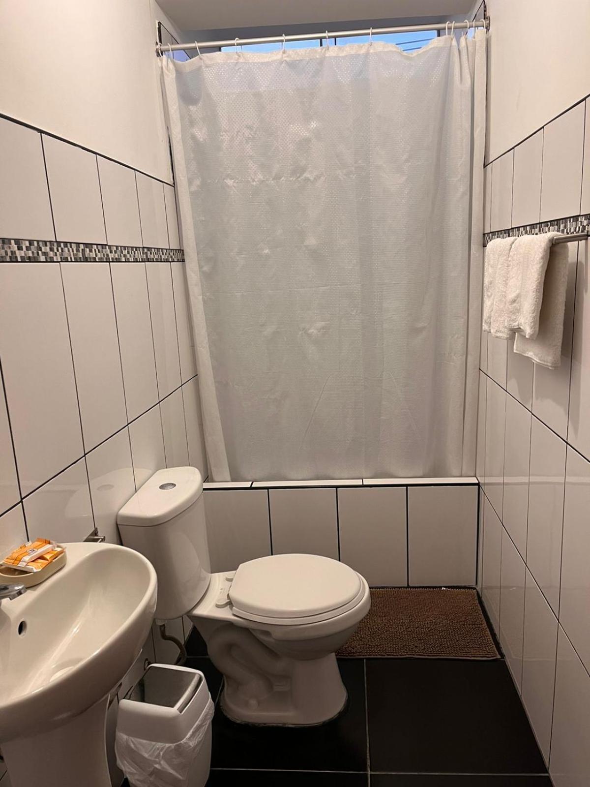 Double Room with Private Bathroom photo 3