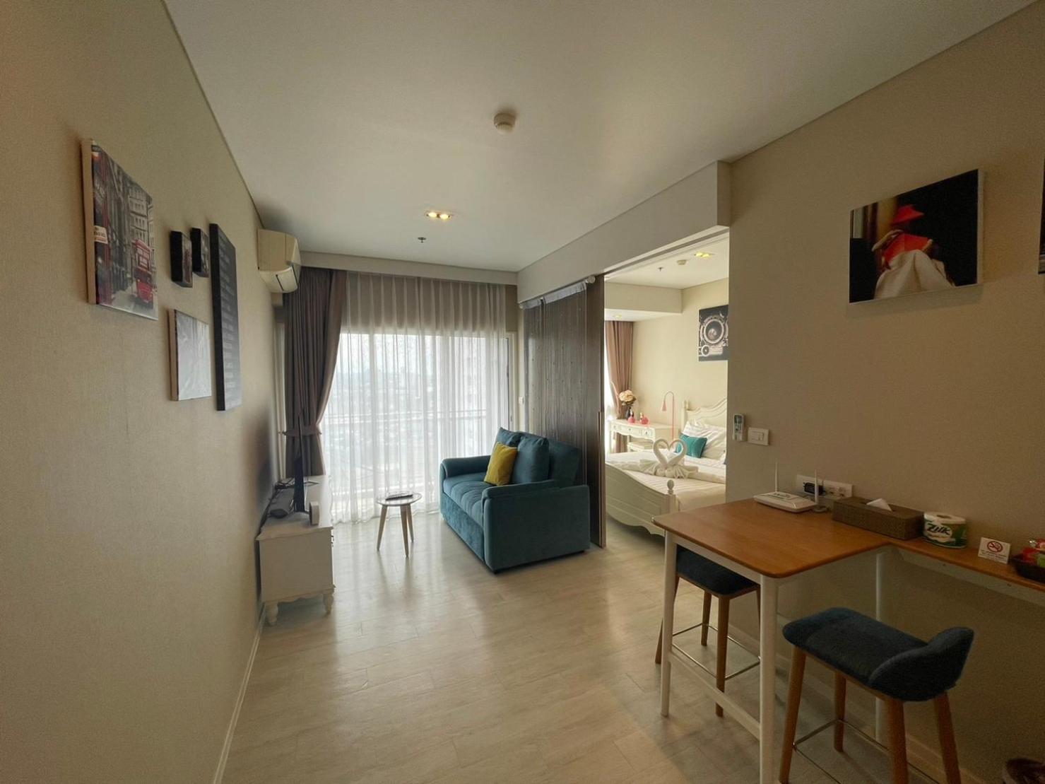Deluxe Double Room with Side Sea View - Photo 7