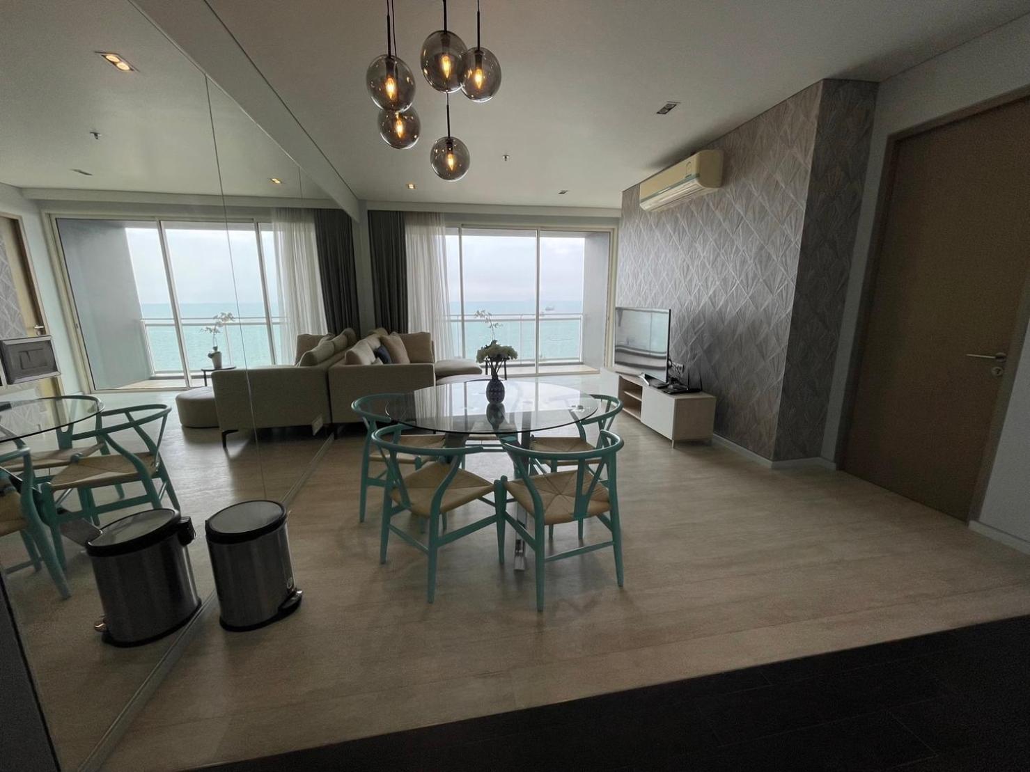 Suite With Lake View - Photo 6