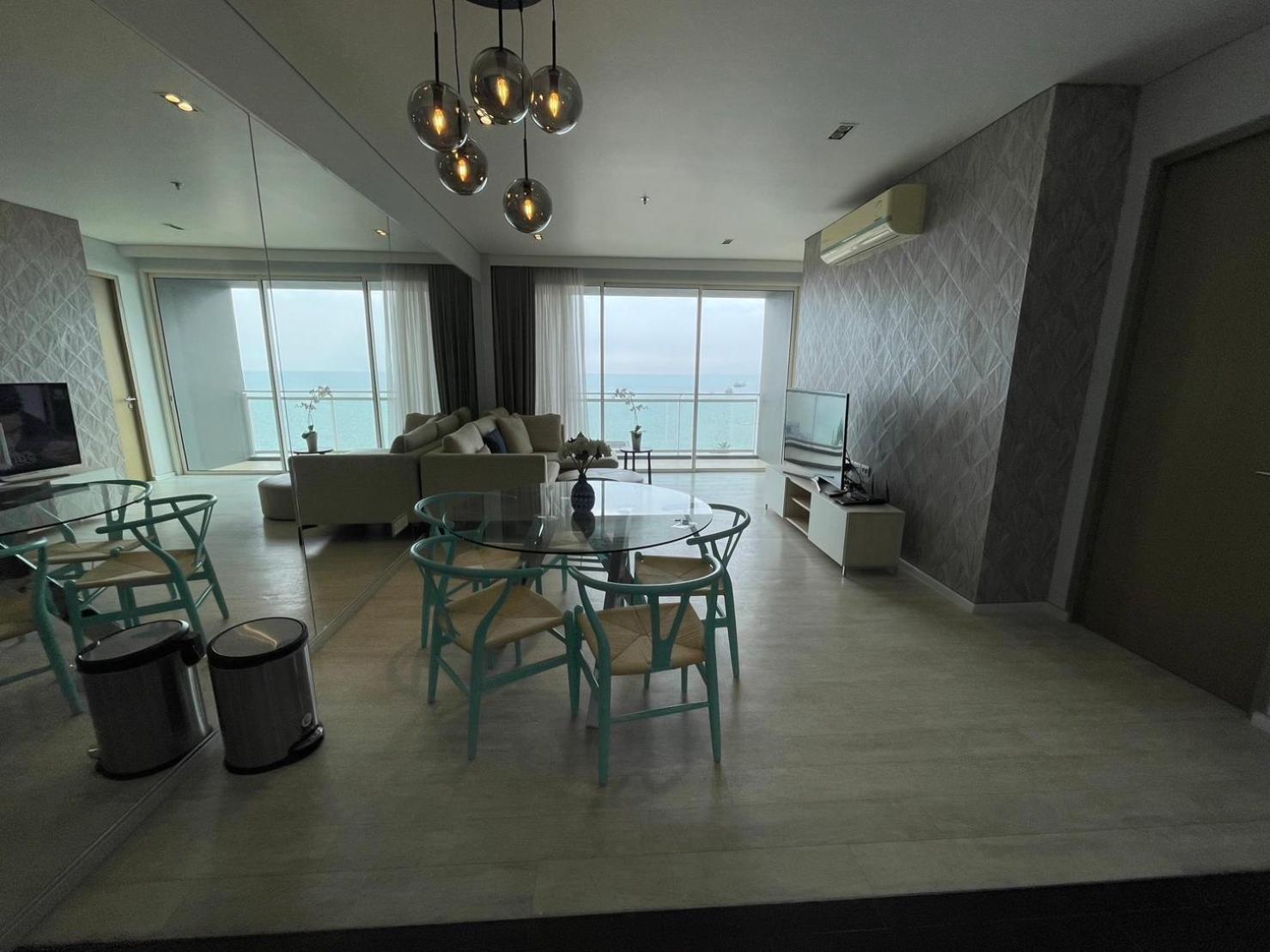 Suite With Lake View - Photo 11