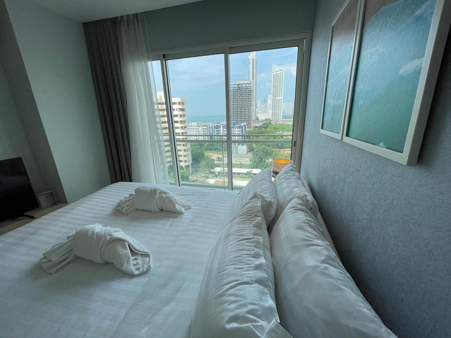 Suite With Lake View - Photo 10