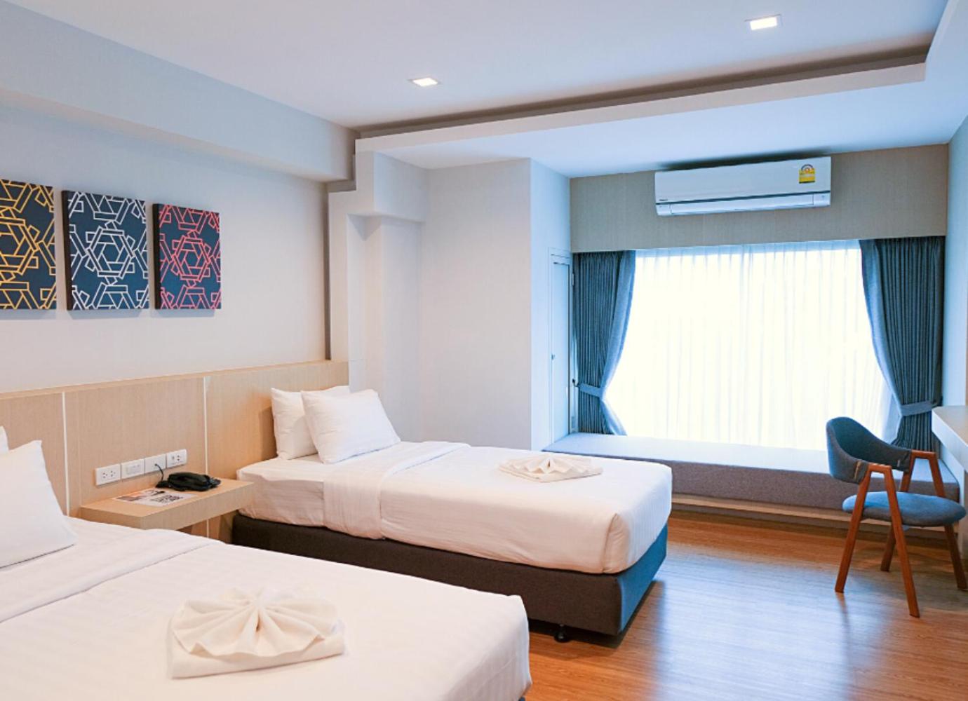 Superior Twin Room photo 3