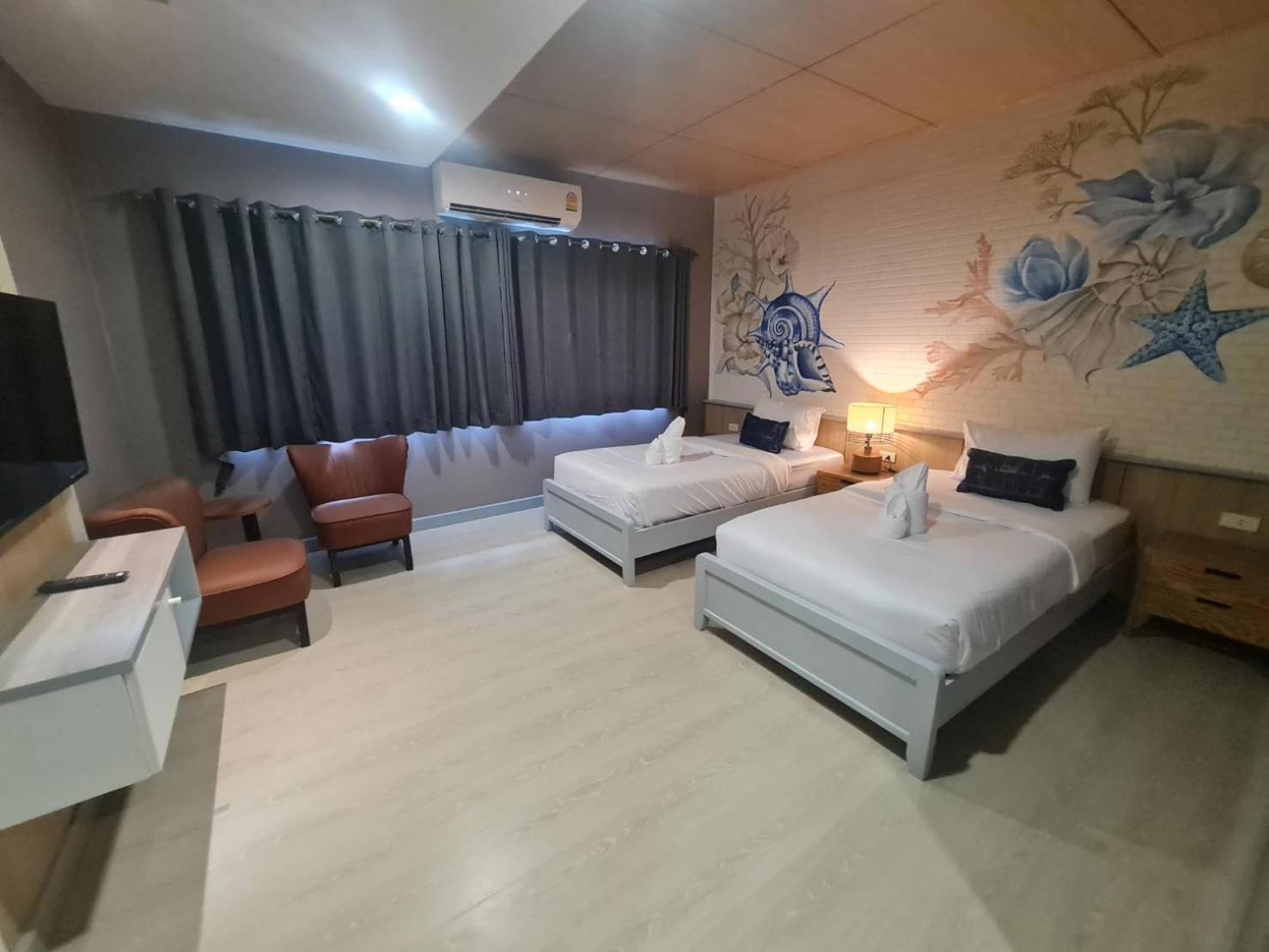 Deluxe Twin Room - Photo 8