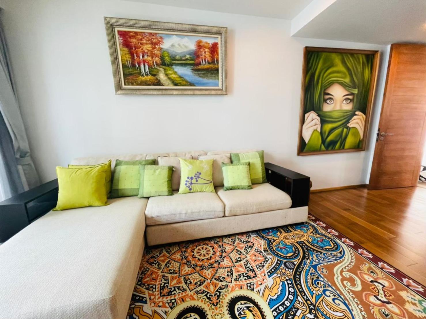 Apartment with Balcony - Photo 6