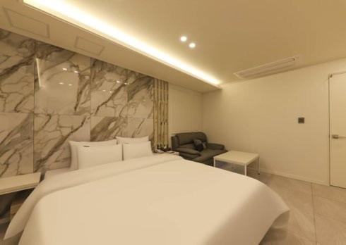 Deluxe Double Room - Photo 3