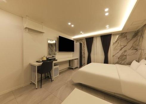 Deluxe Double Room - Photo 6