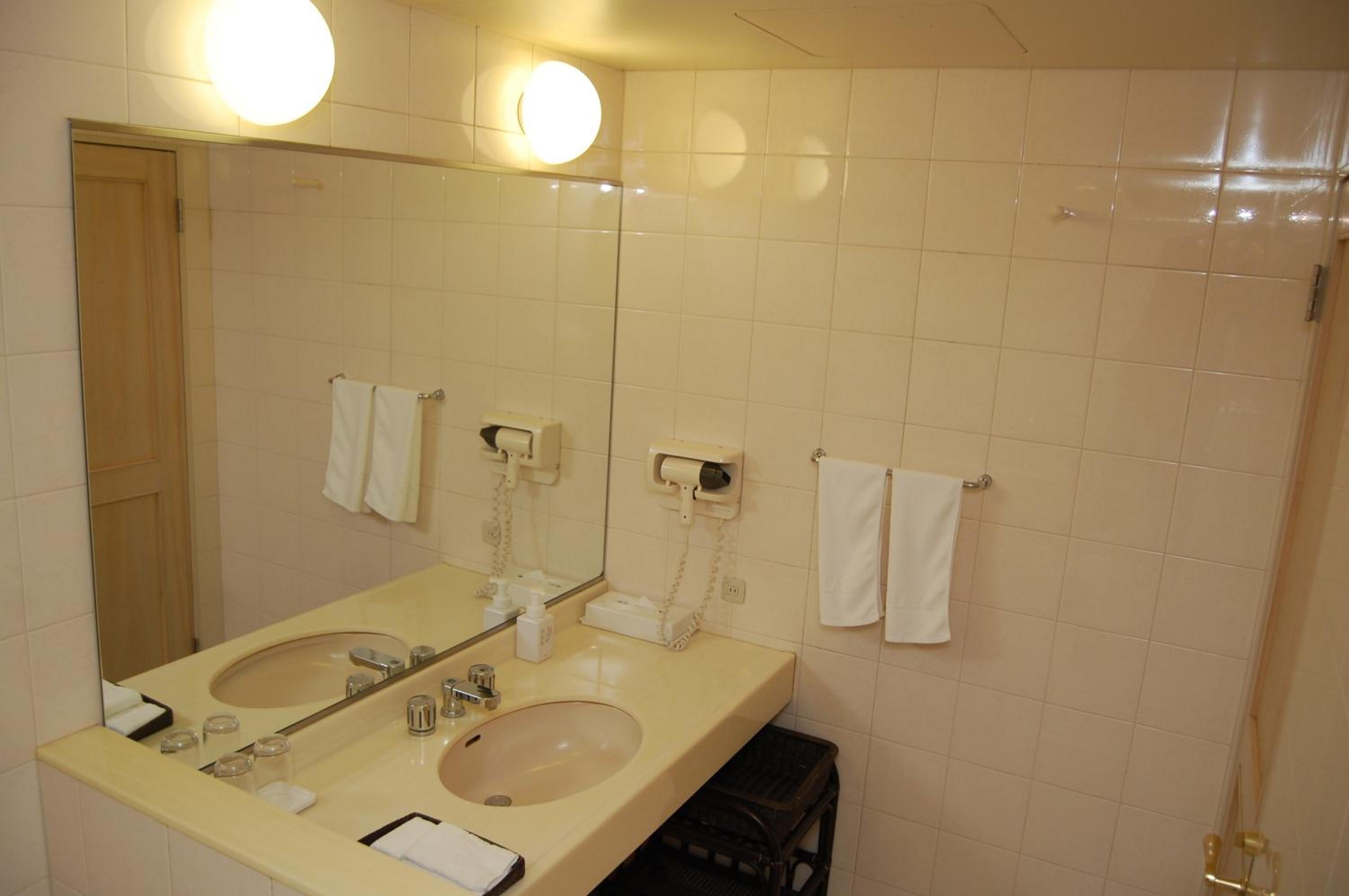 Standard Twin Room - Non-Smoking  photo 3