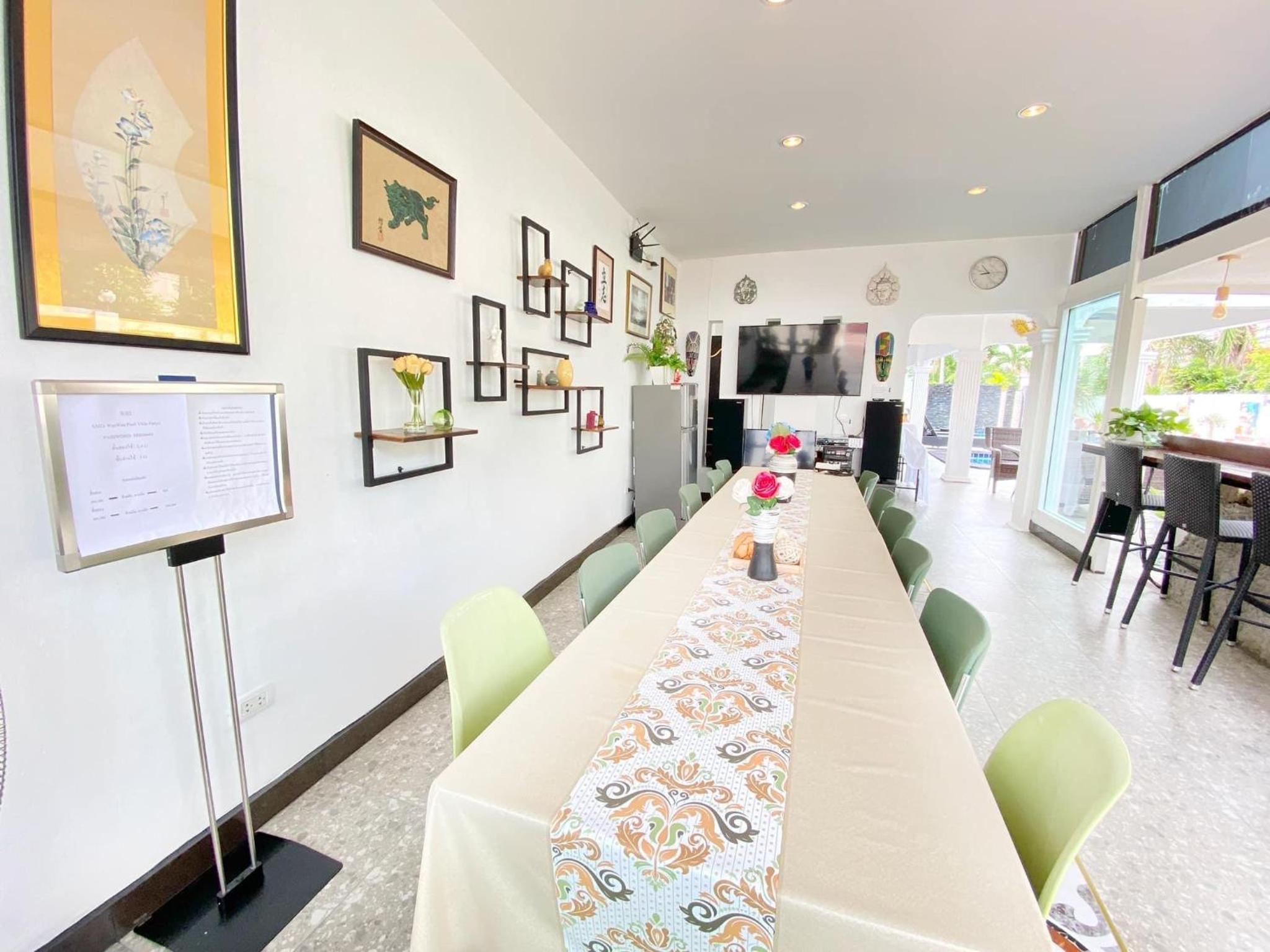 Villa with Garden View - Photo 38