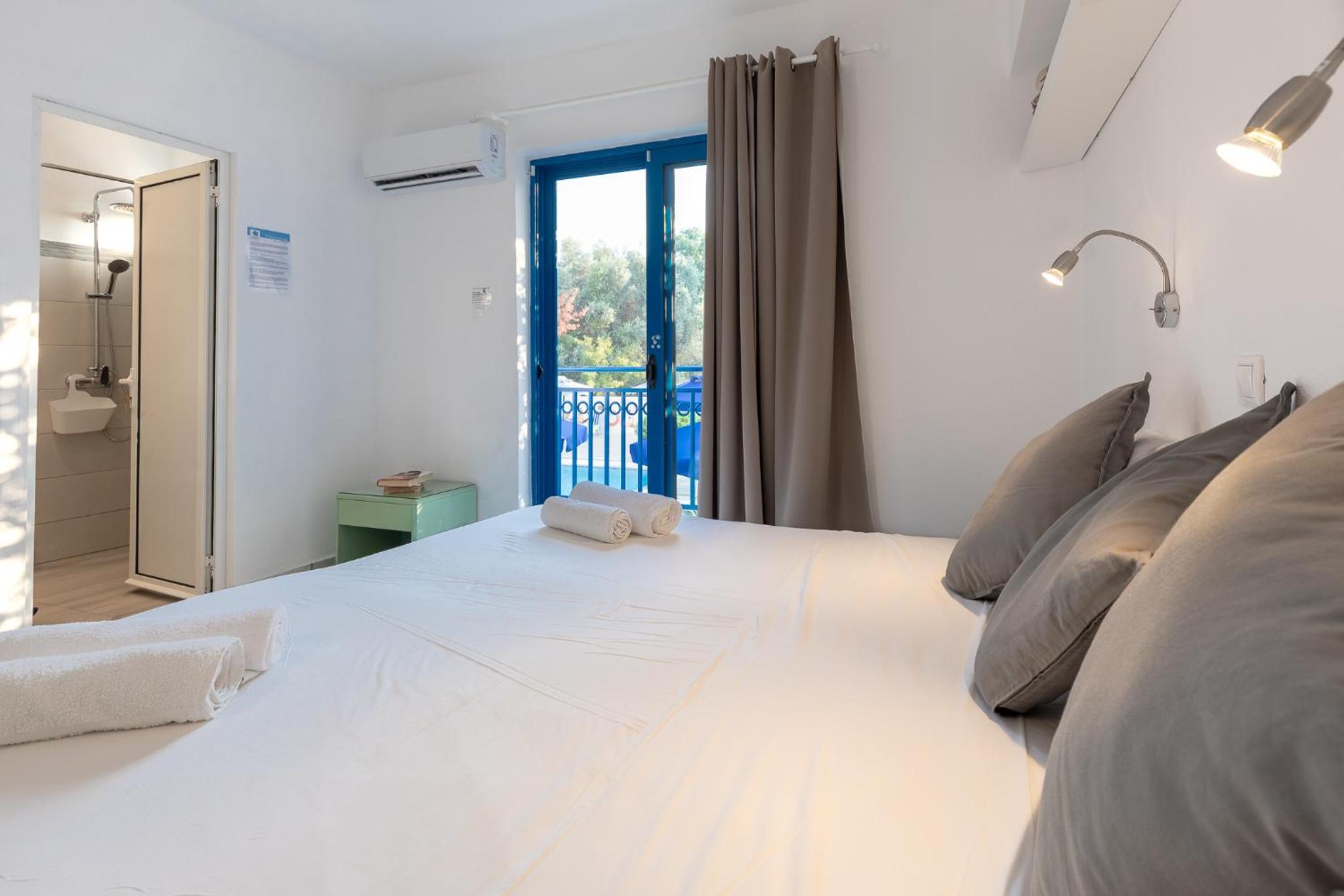 Superior Double Or Twin Room - Photo 1