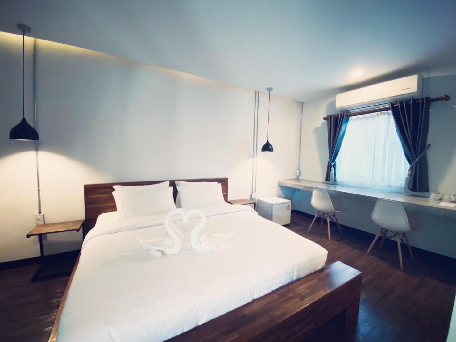 Double Room with Private Bathroom - Photo 1