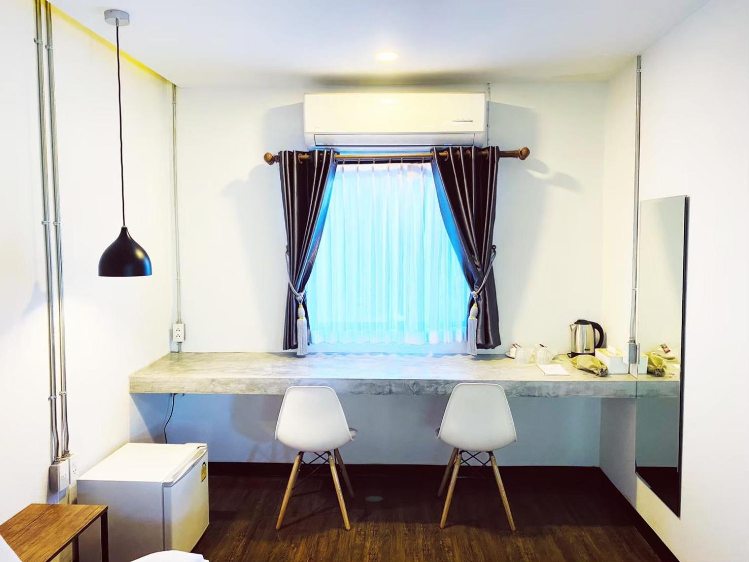 Double Room with Private Bathroom - Photo 3