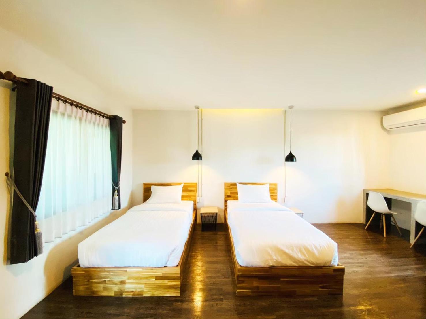 Deluxe Twin Room - Photo 1