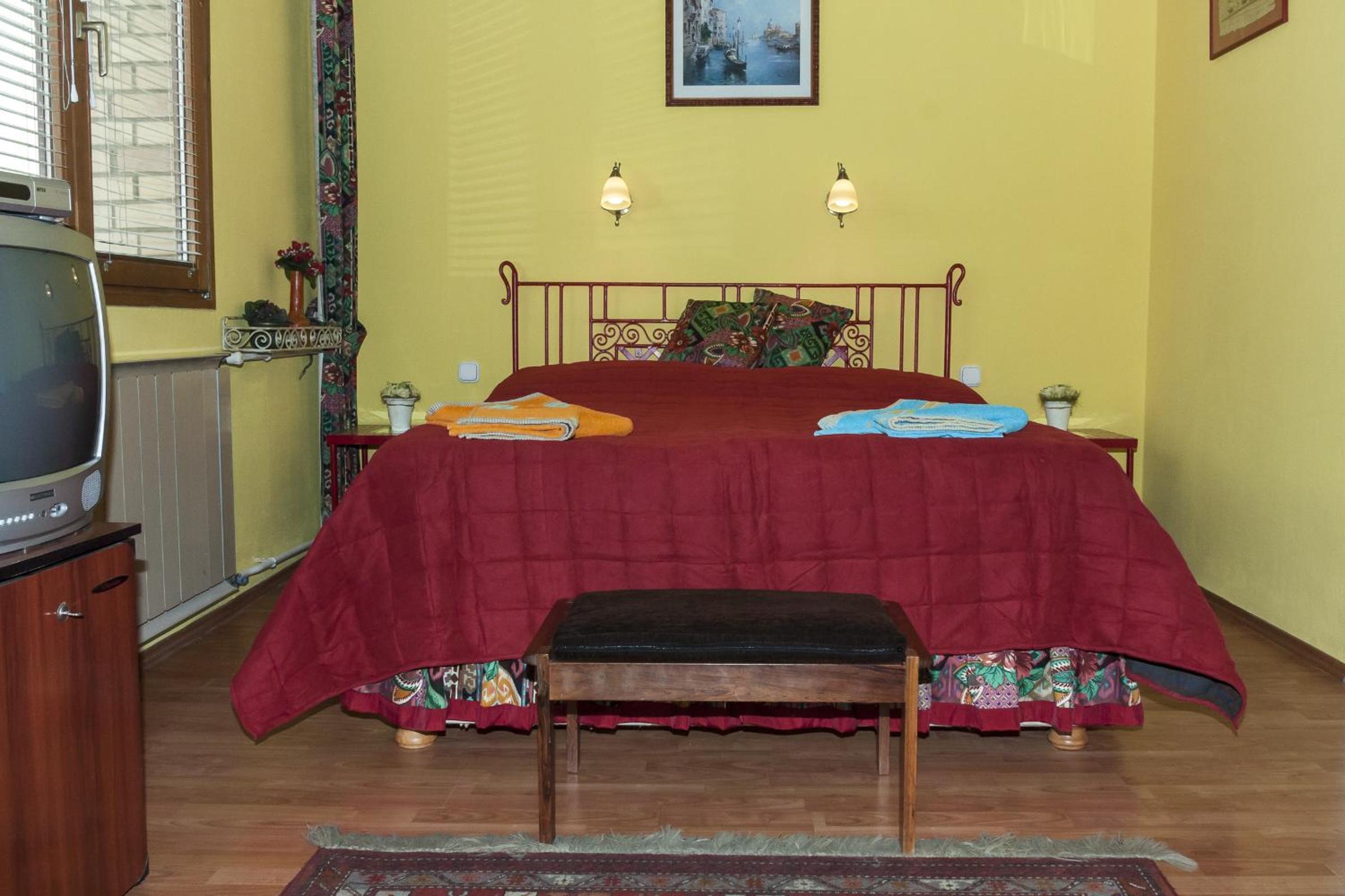 Deluxe Double Room with River View - Photo 4