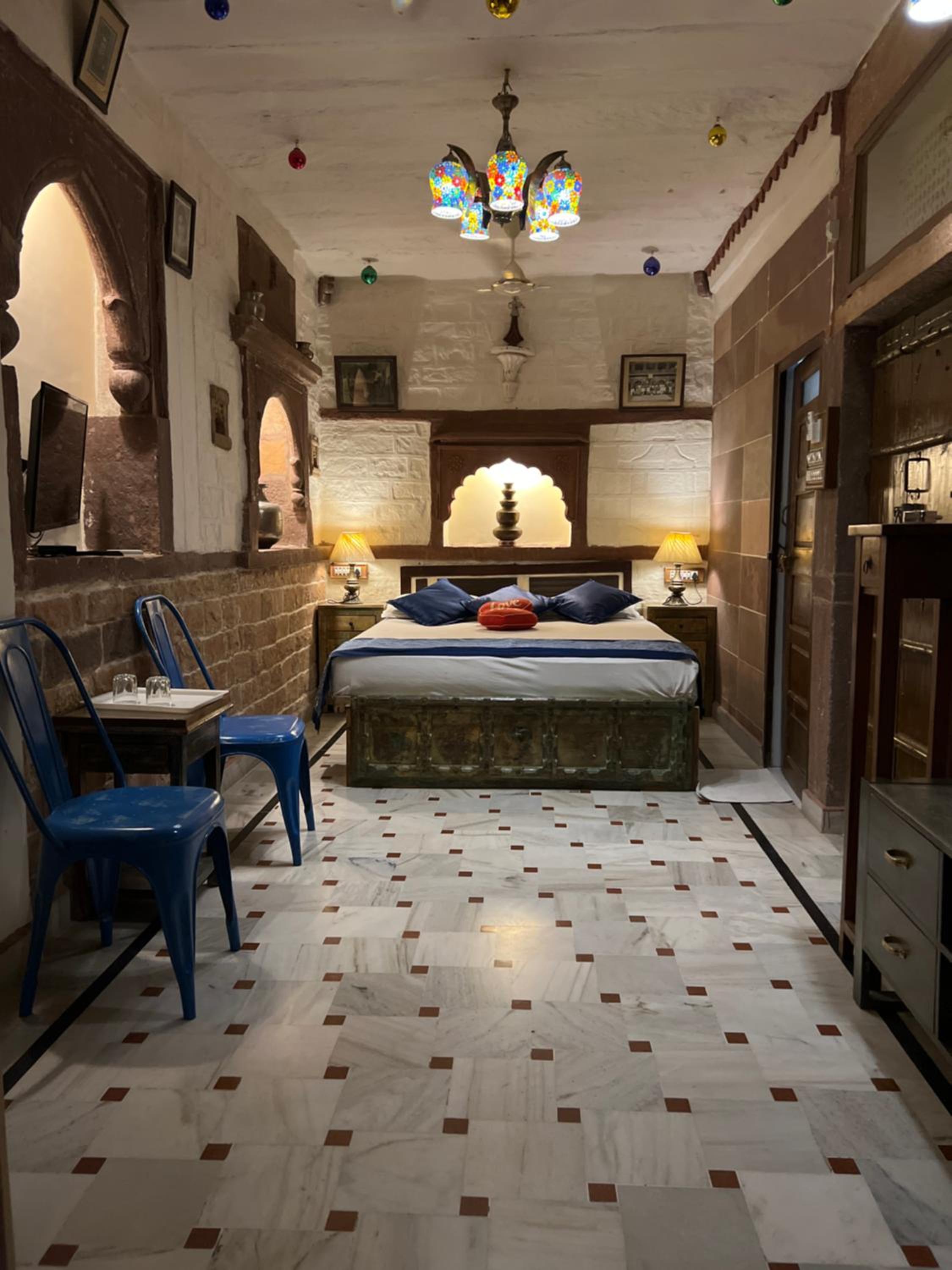 Family Suite with Balcony & Fort View - Photo 10