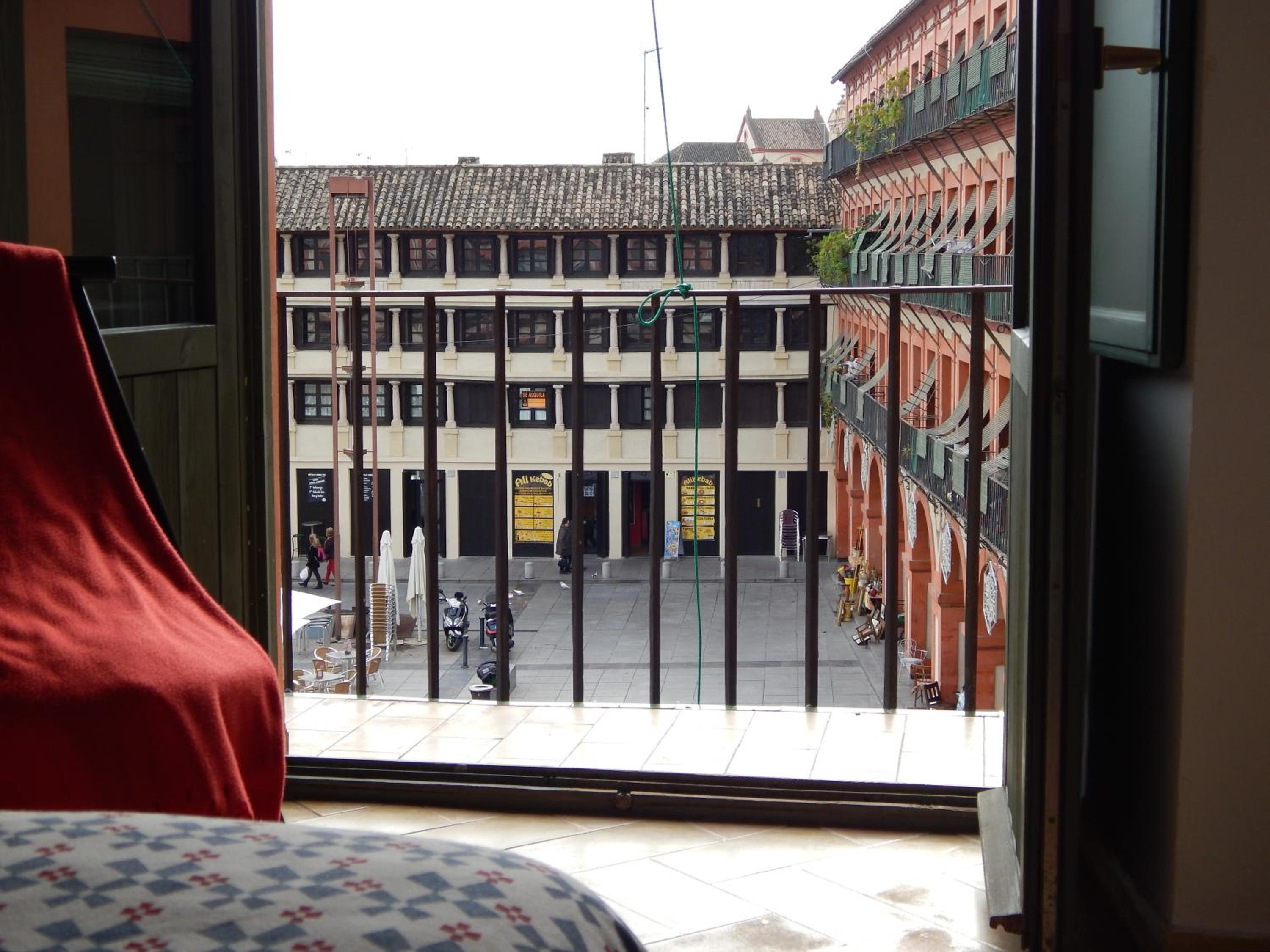 Triple Room - Photo 11