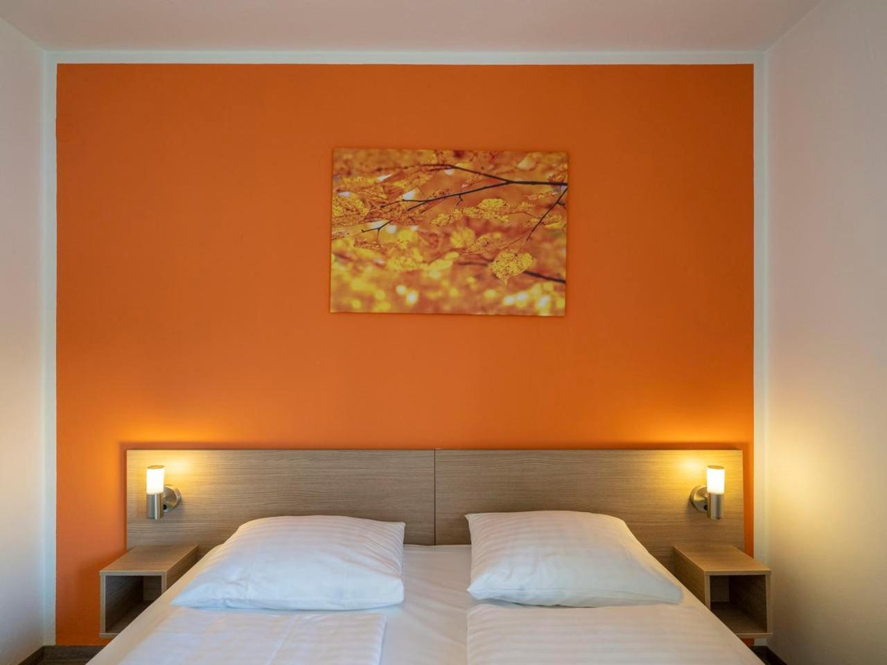 One-Bedroom Apartment with Balcony photo 1