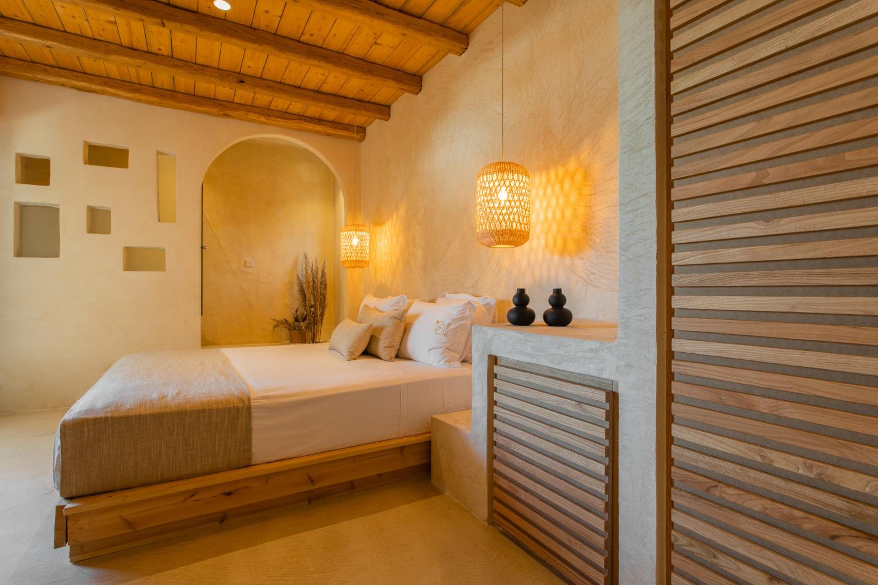 Pergola Rooms | Sky Chair photo 1