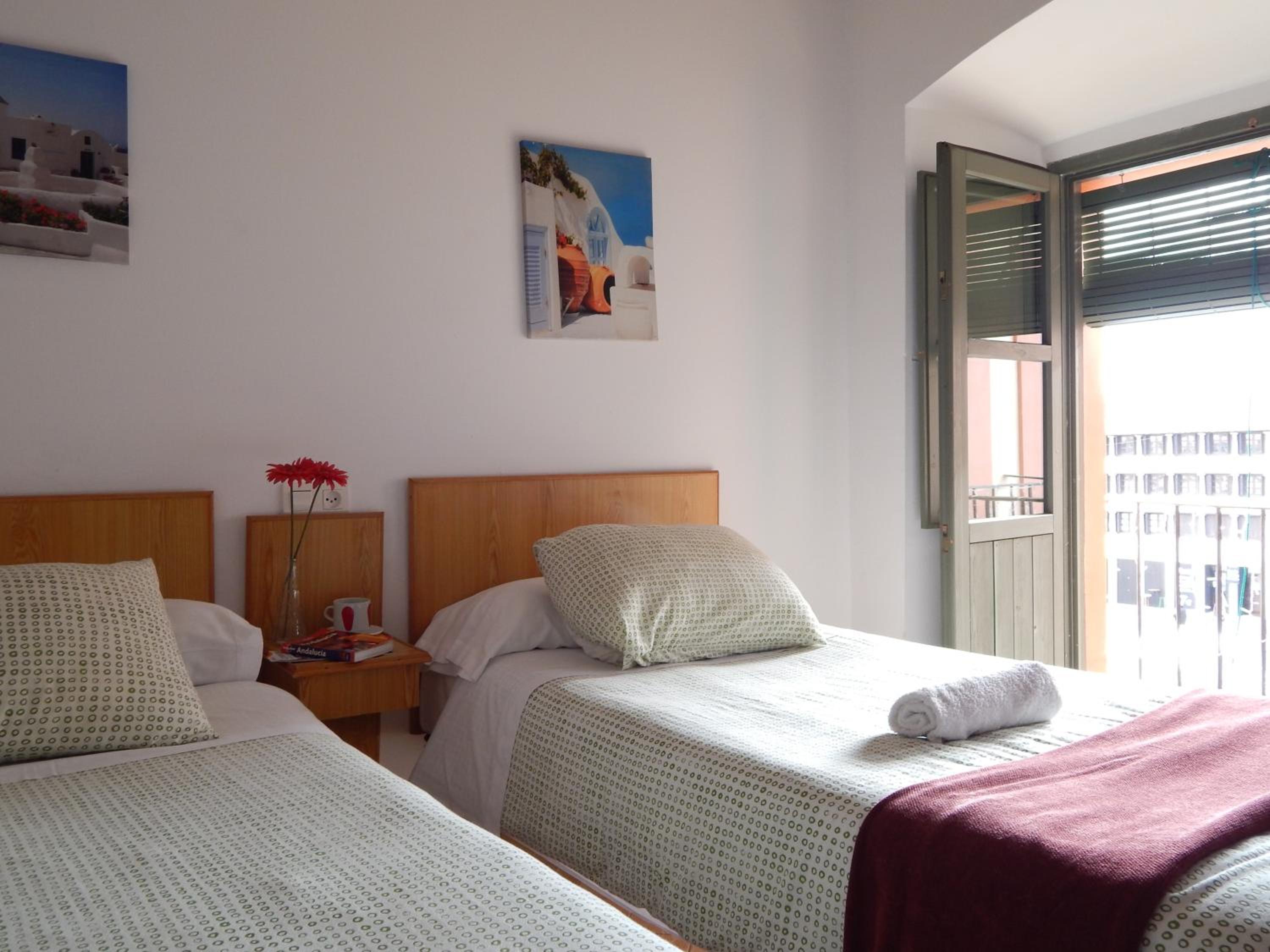 Double or Twin Room - Photo 14
