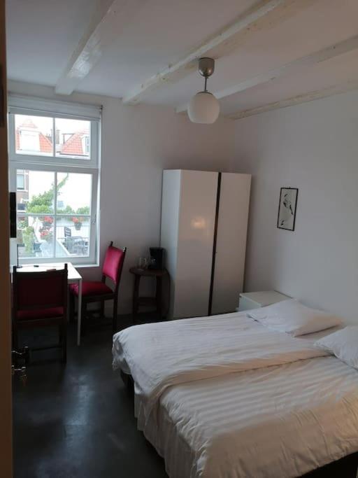 Two-Bedroom Apartment photo 2