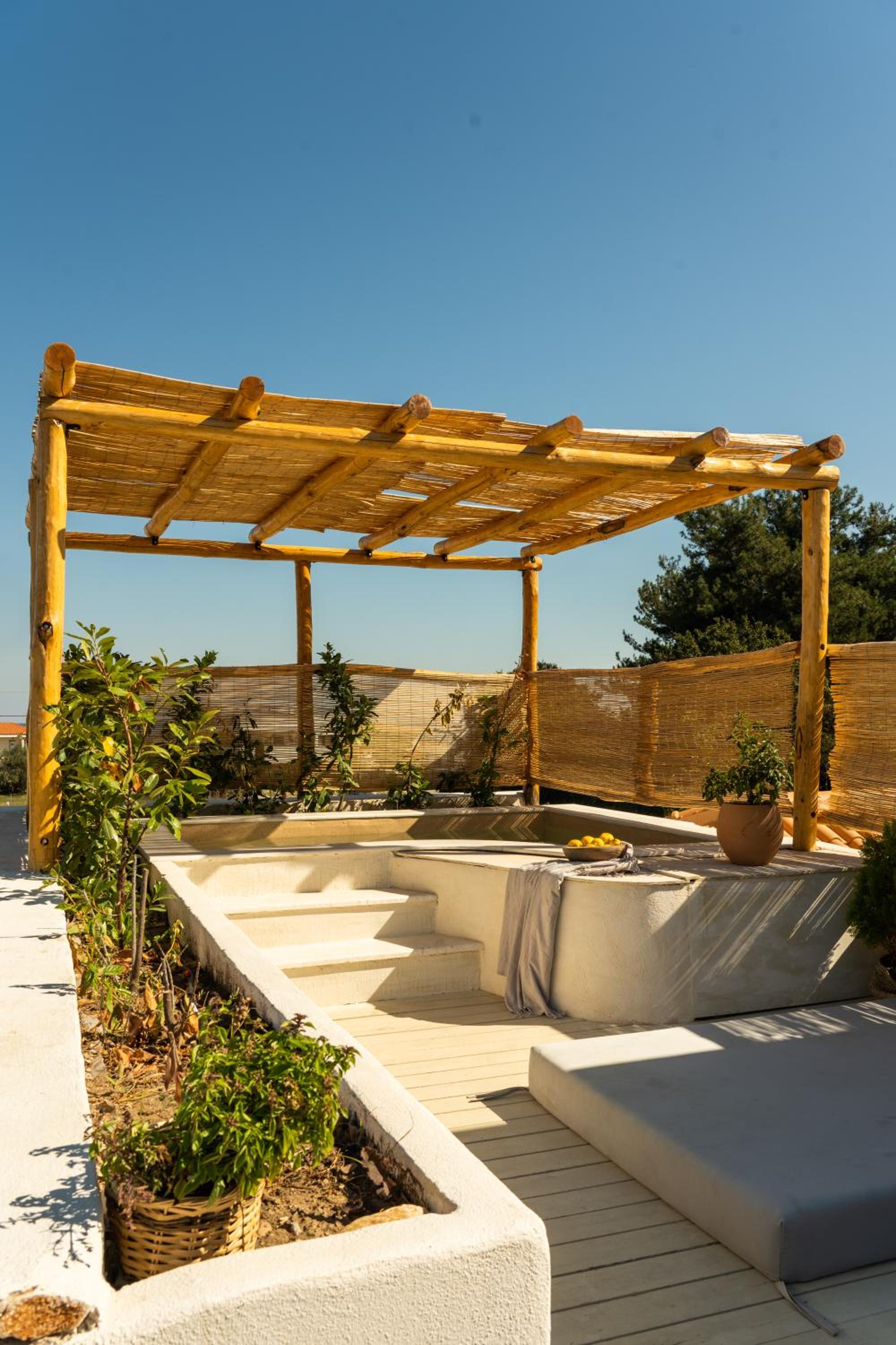 Master Suite with Plunge Pool  photo 2