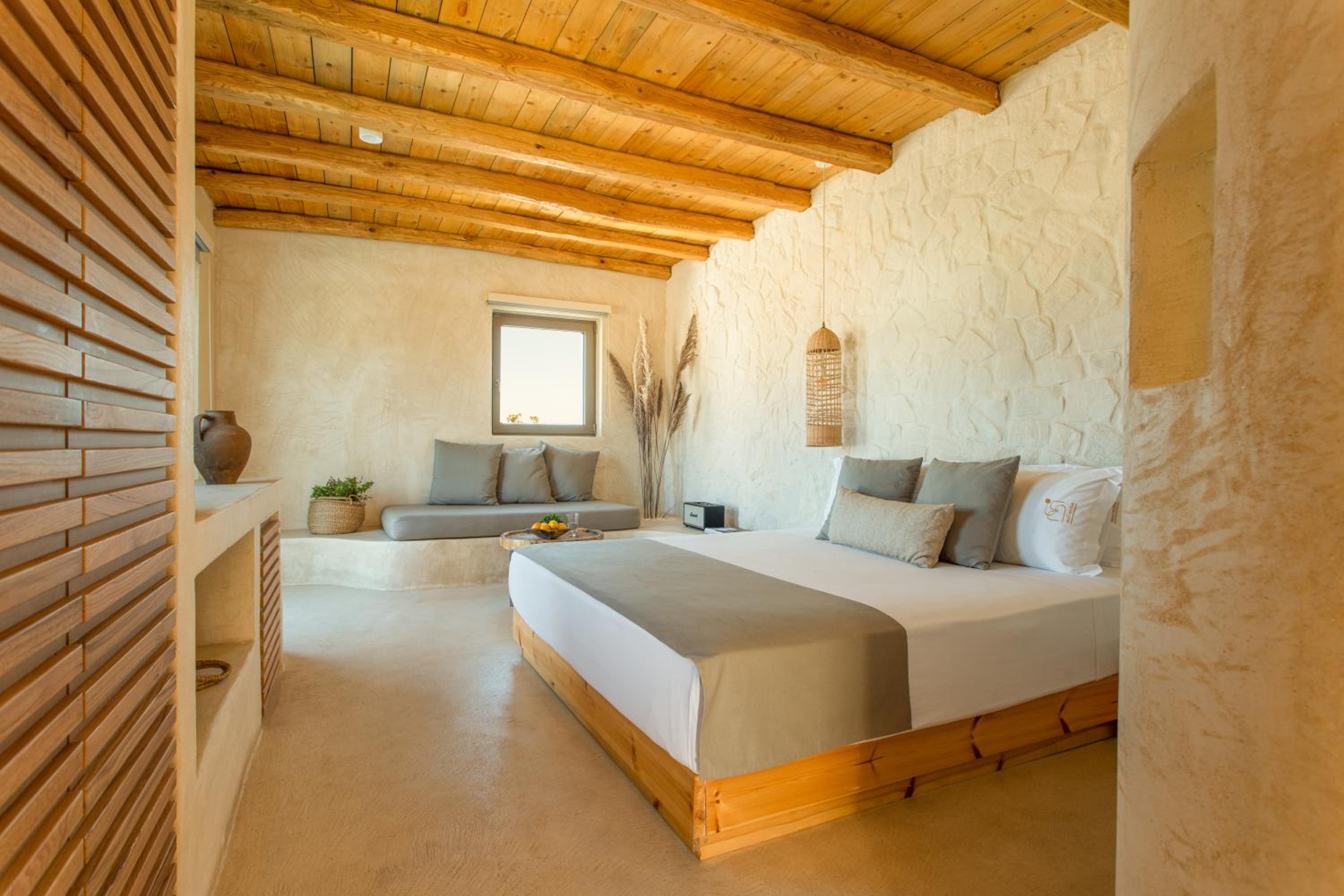 Master Suite with Plunge Pool  photo 1