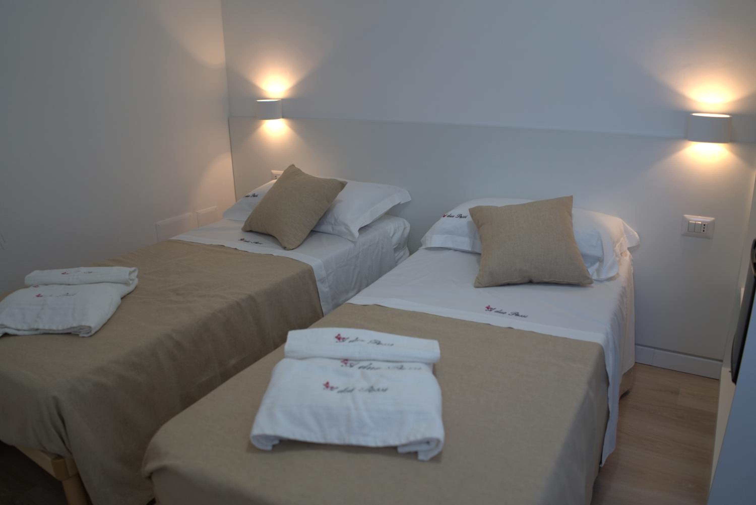 Double Room with Mountain View - Photo 1