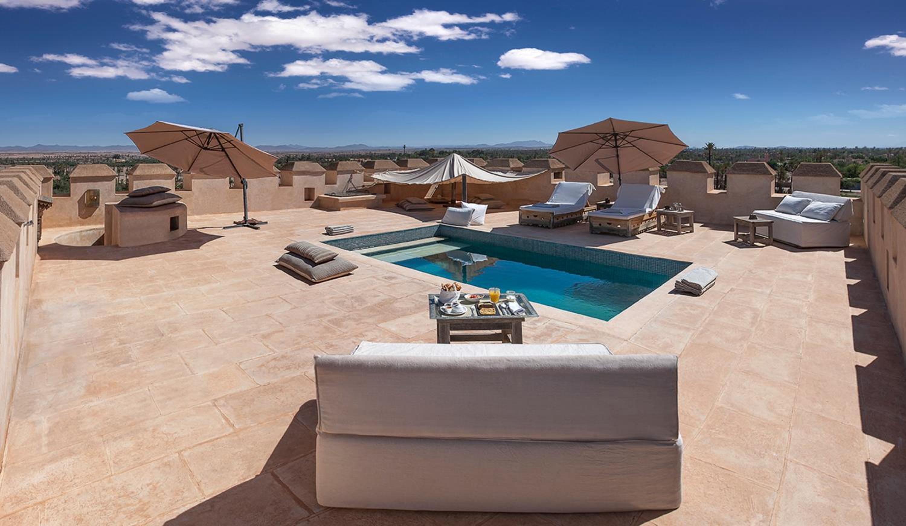 La Tour - Two-Bedroom Apartment with Pool - Photo 5