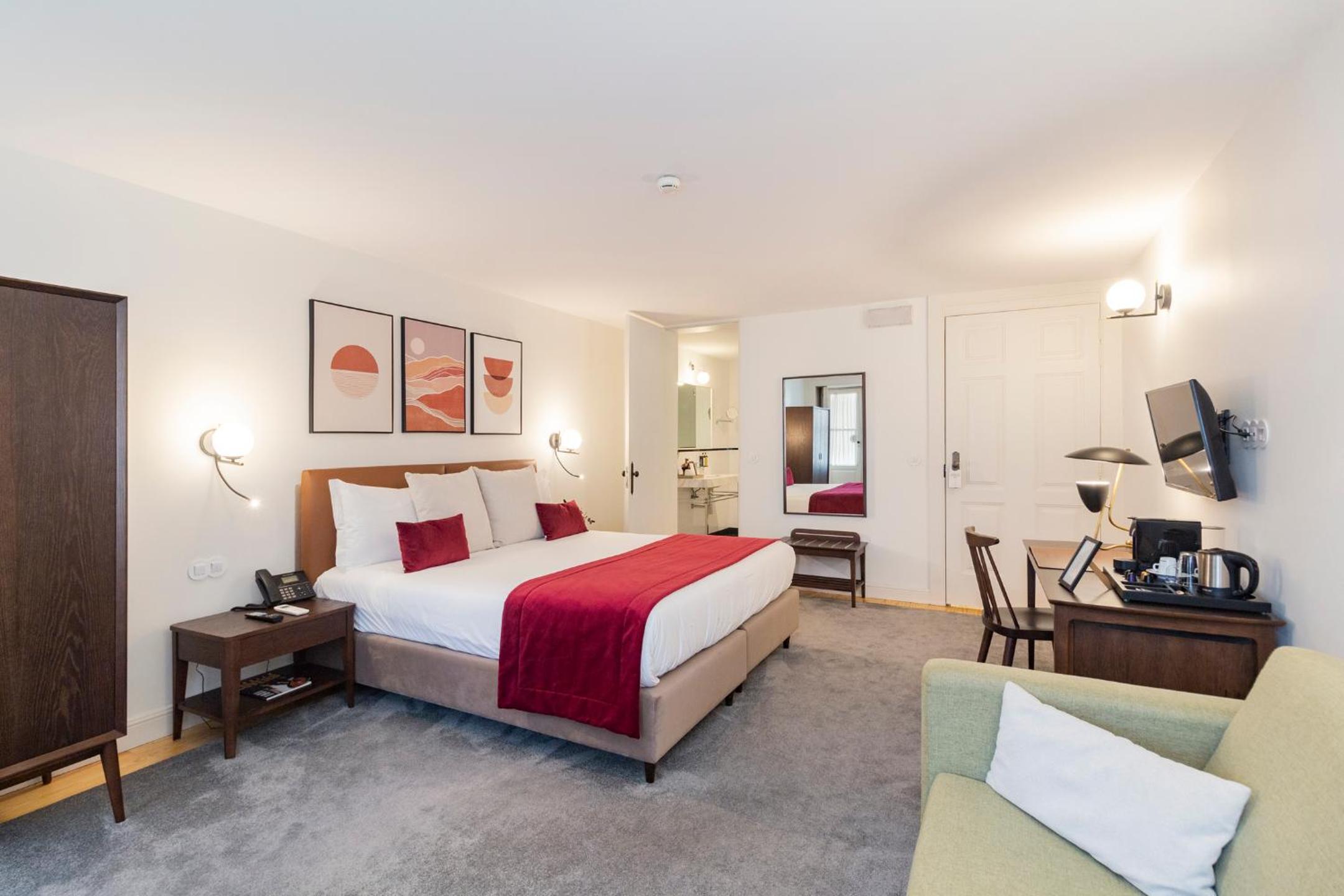 Deluxe Room with Garden View
