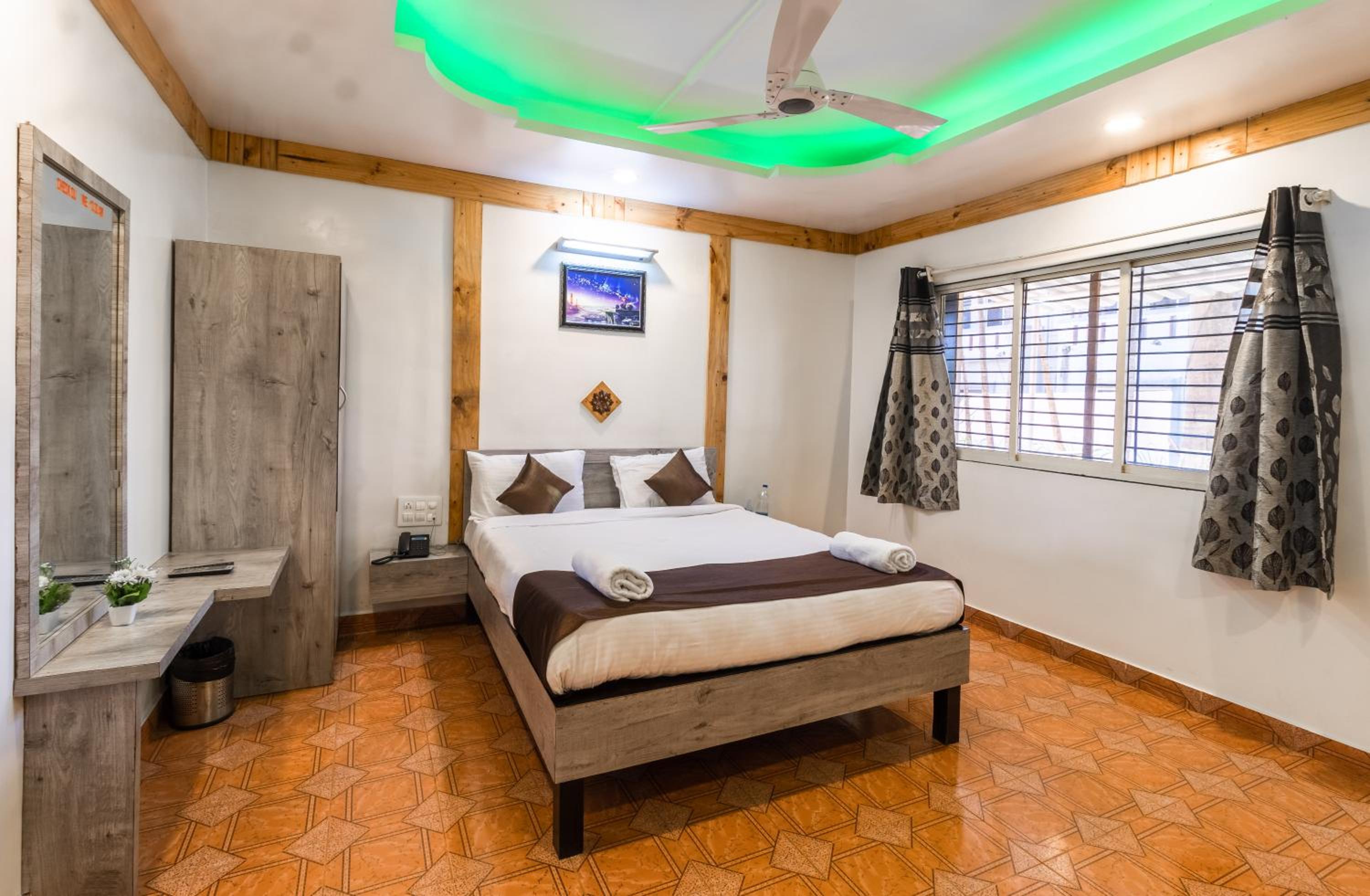 Deluxe Double Room - Photo 5