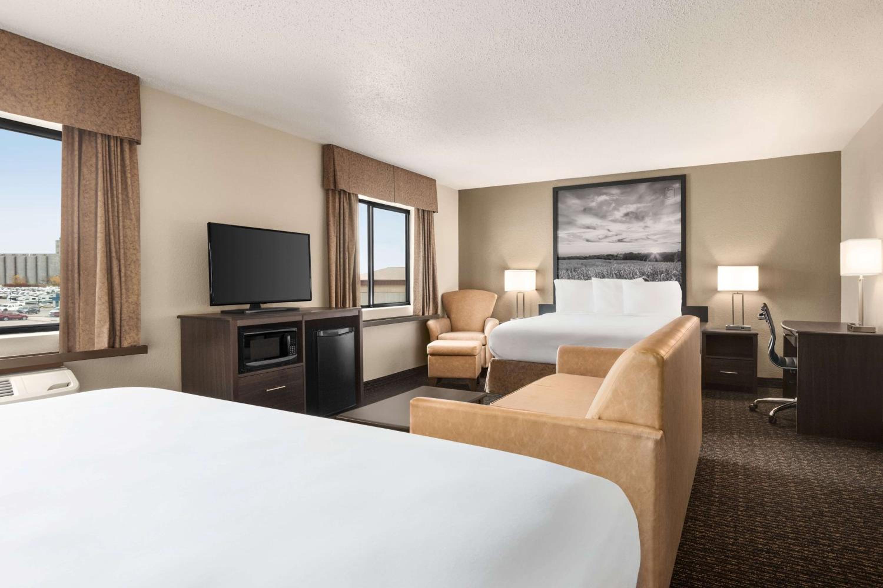 Family Suite with One King Bed and One Queen Bed -Third Floor/Non-Smoking photo 1