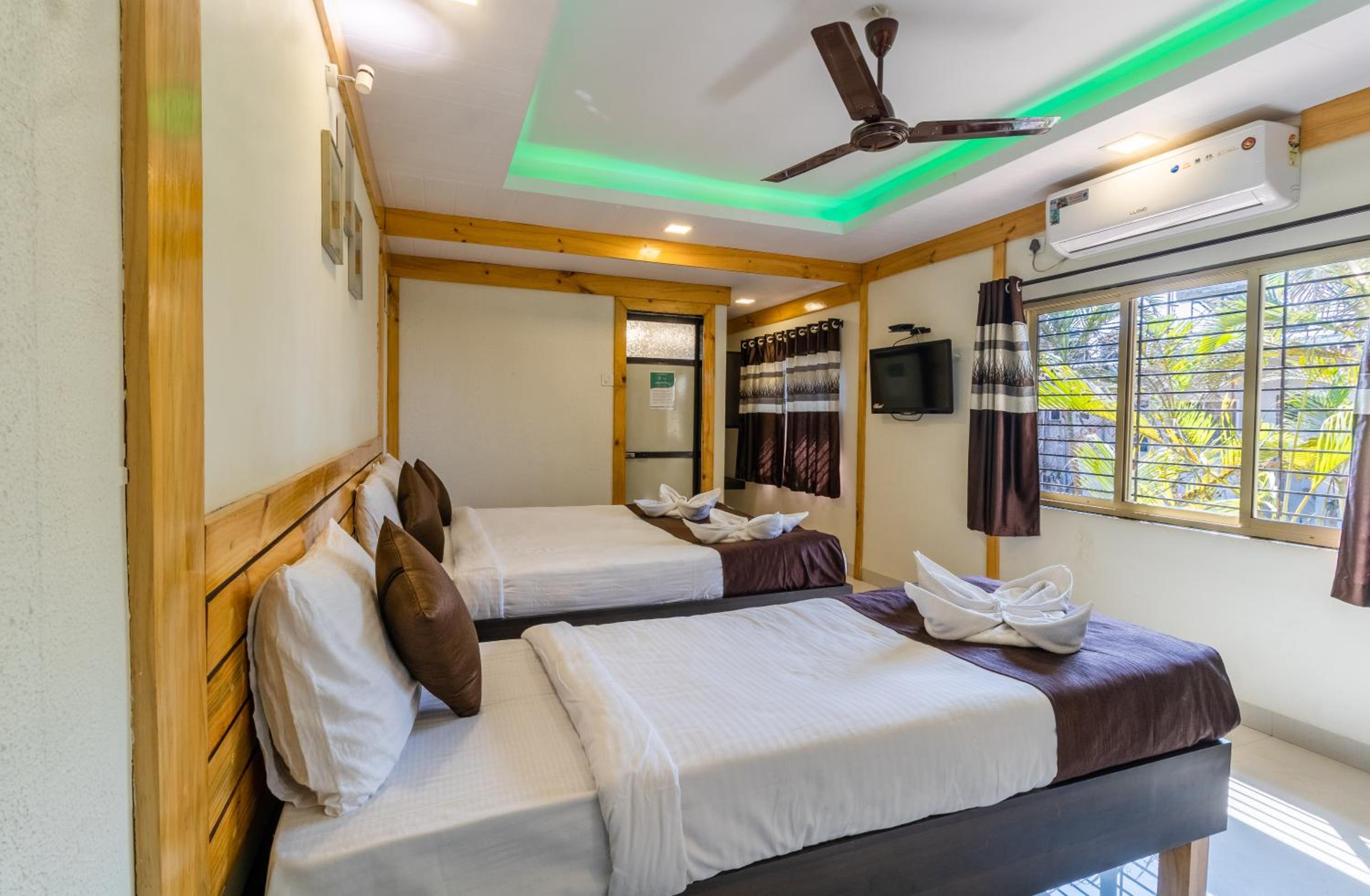 Superior Triple Room - Photo 14