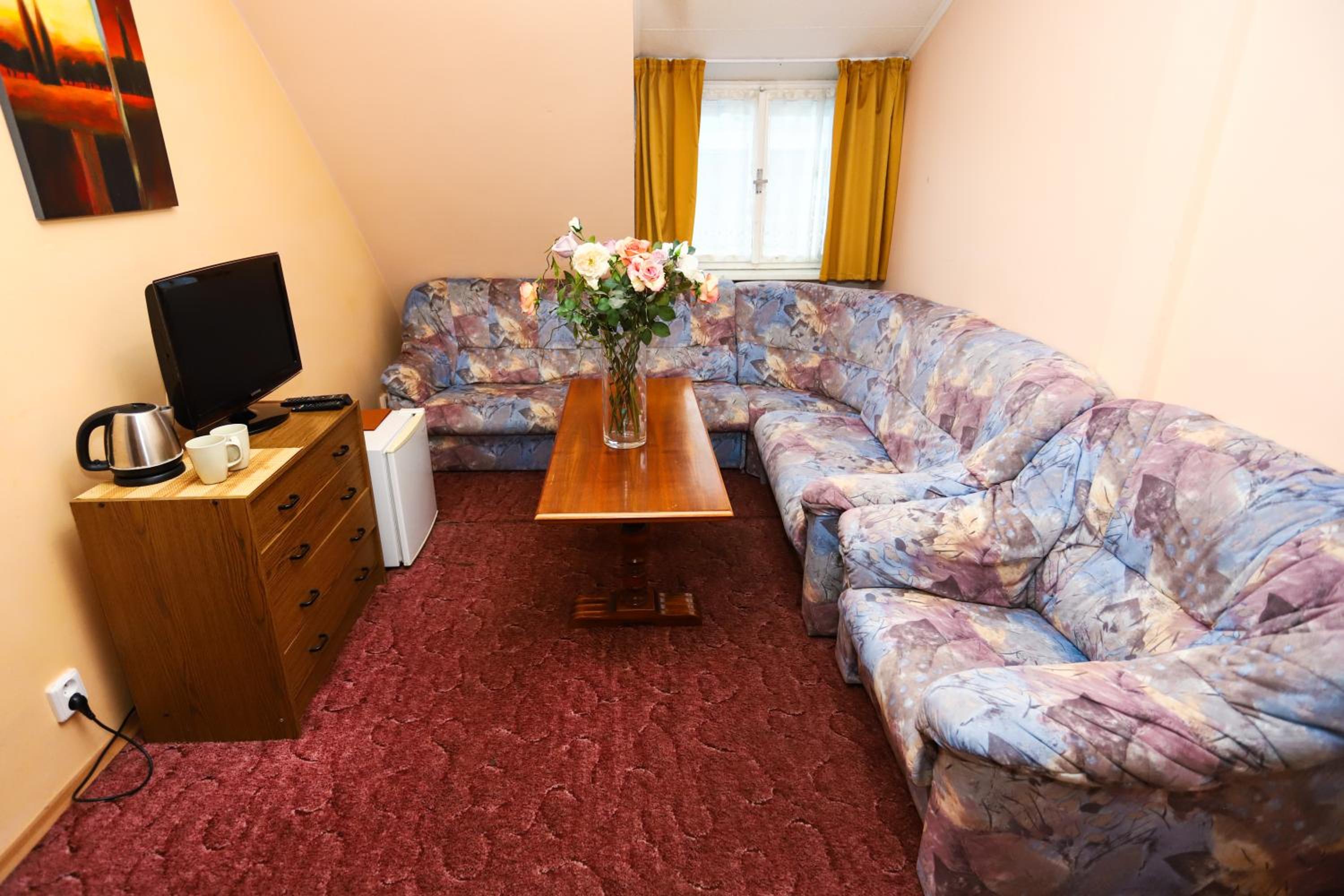 Standard Double Room - Photo 19