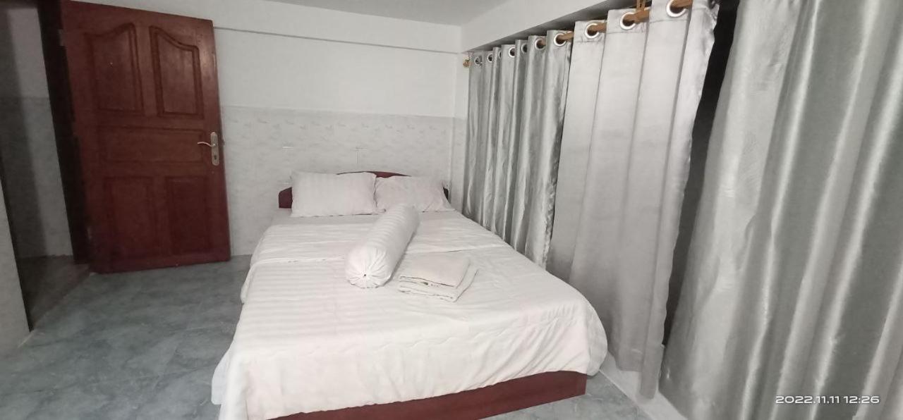 Single Room with Fan photo 3