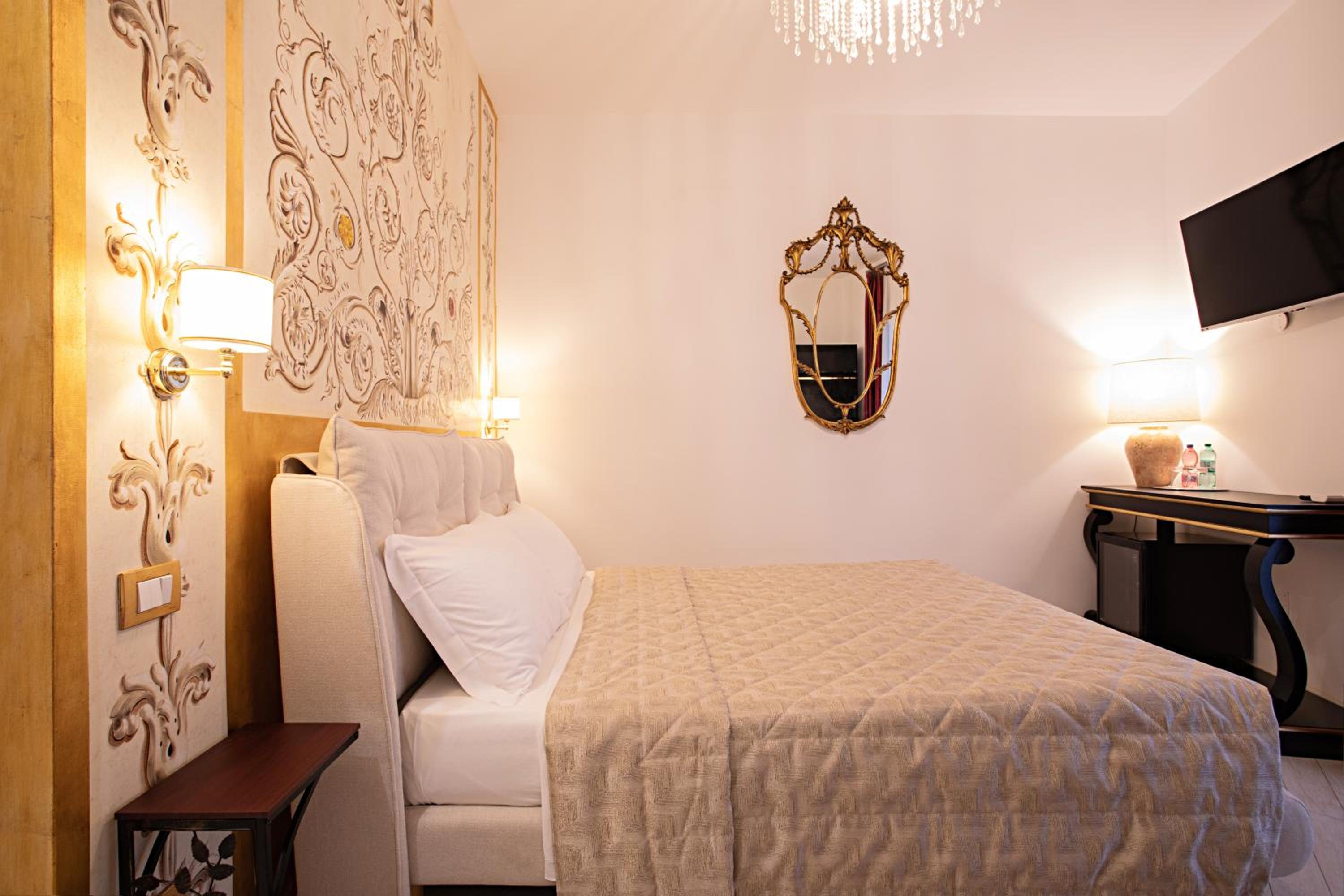 Double Room photo 3