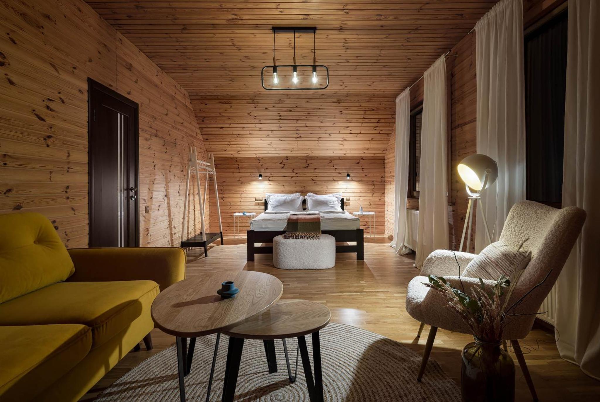 Three-Bedroom Chalet photo 1